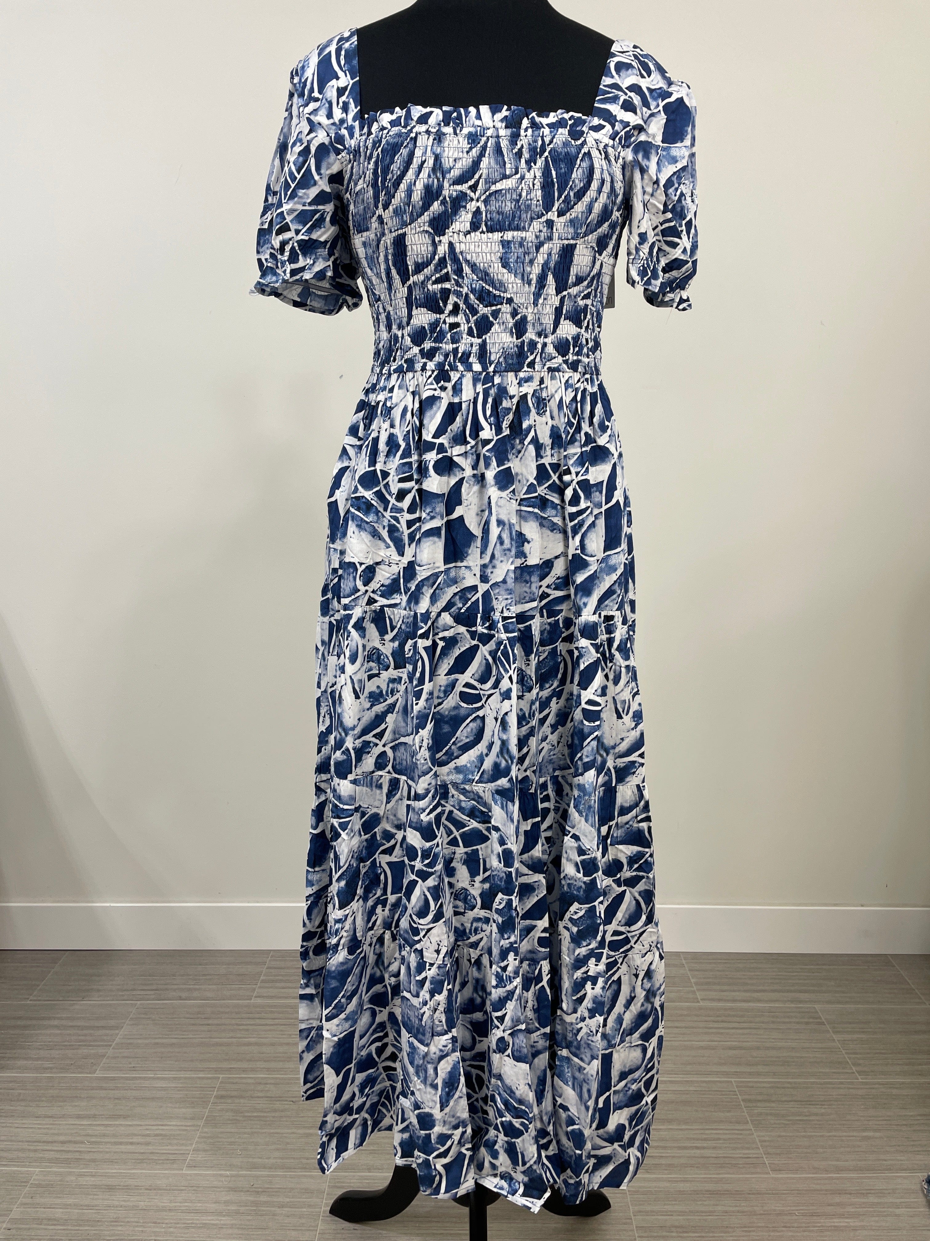 Navy Floral Smocked Puff Sleeve Maxi Dress