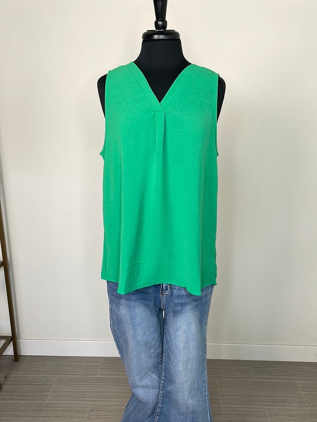 Kelly Green Breeezy Vneck Tank