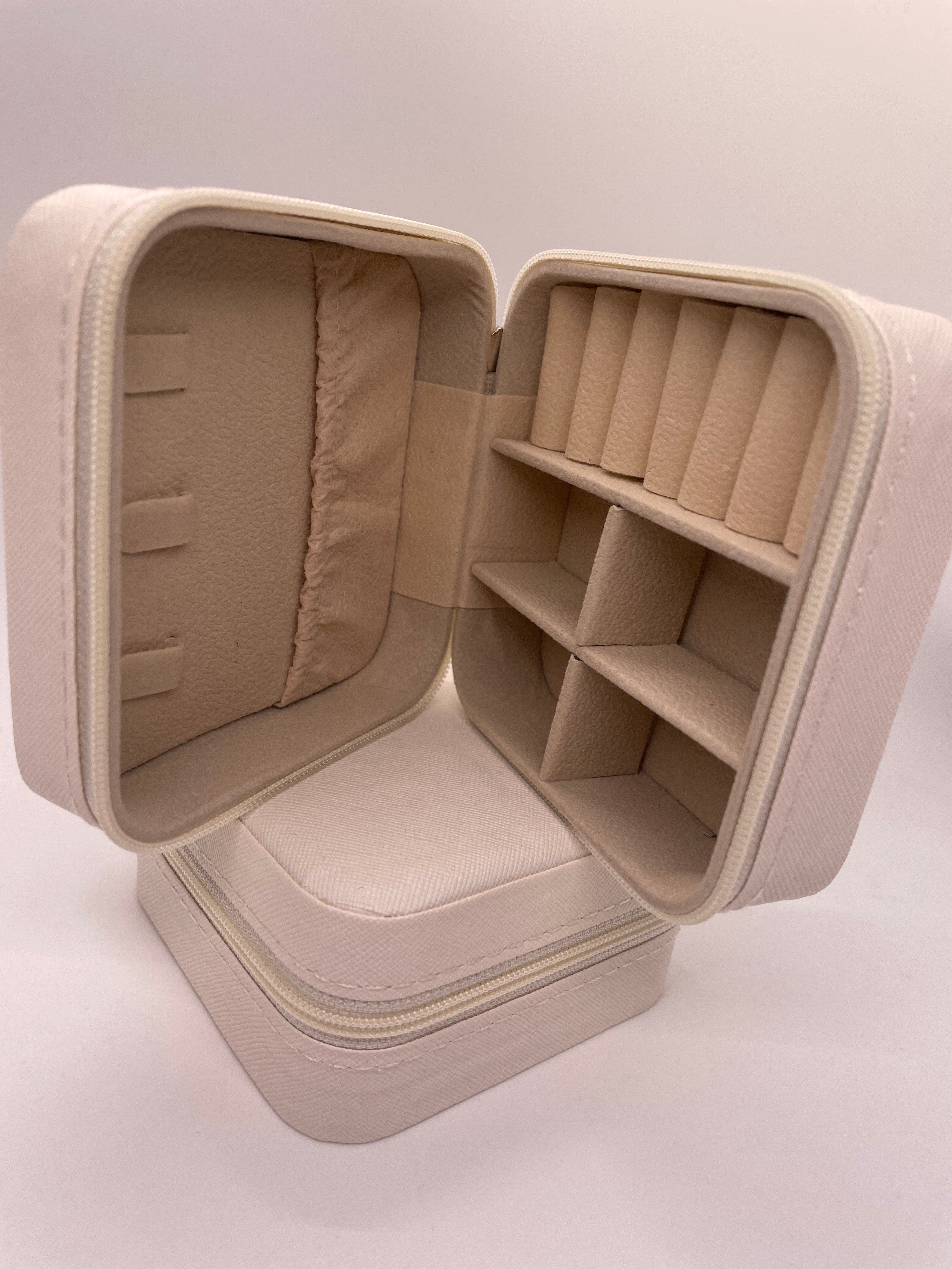 White Travel Jewelry Case