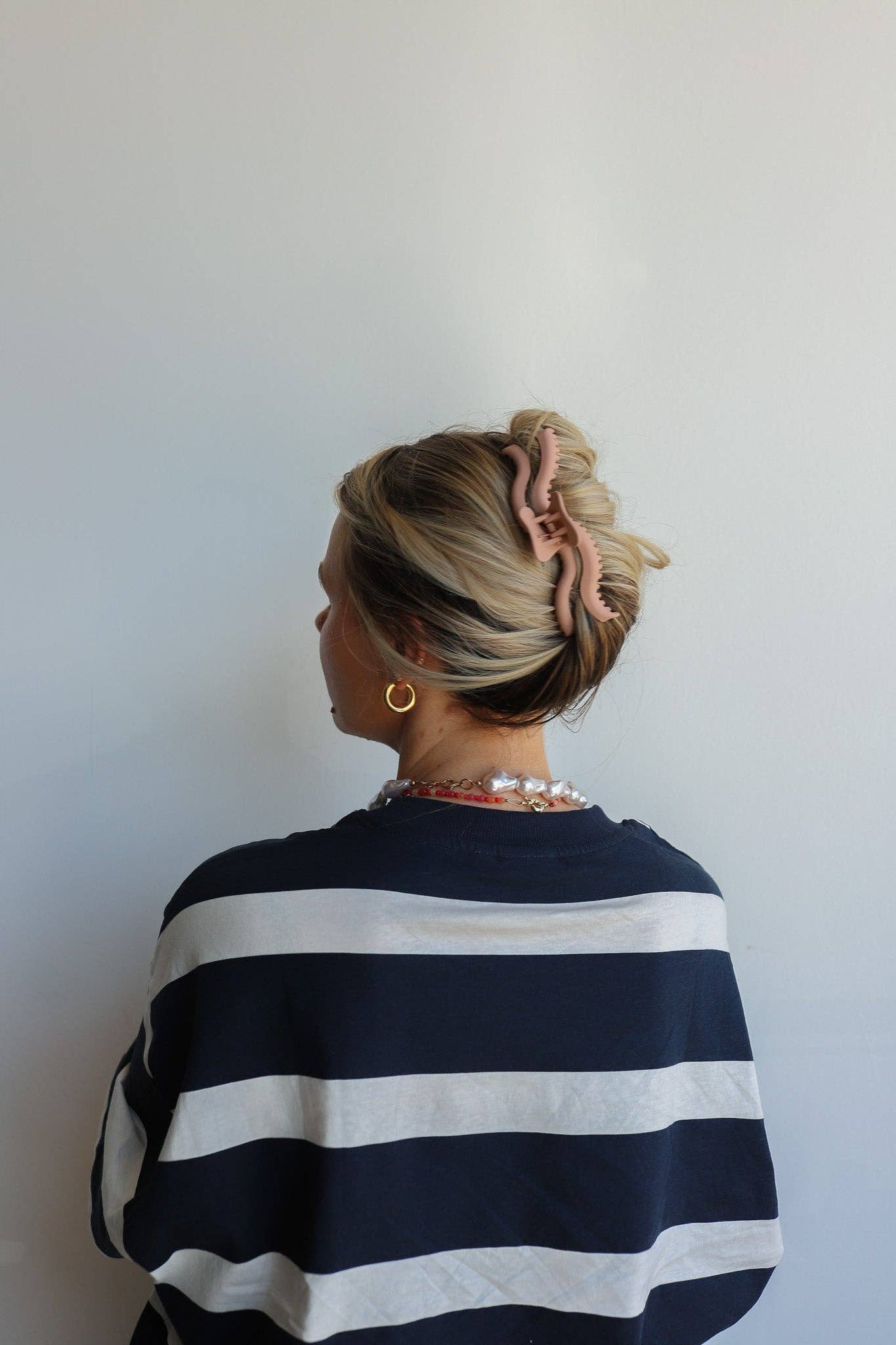 KAXI ORIGINAL WAVY HOLD EVERYTHING CLAW: NAVY BLUE