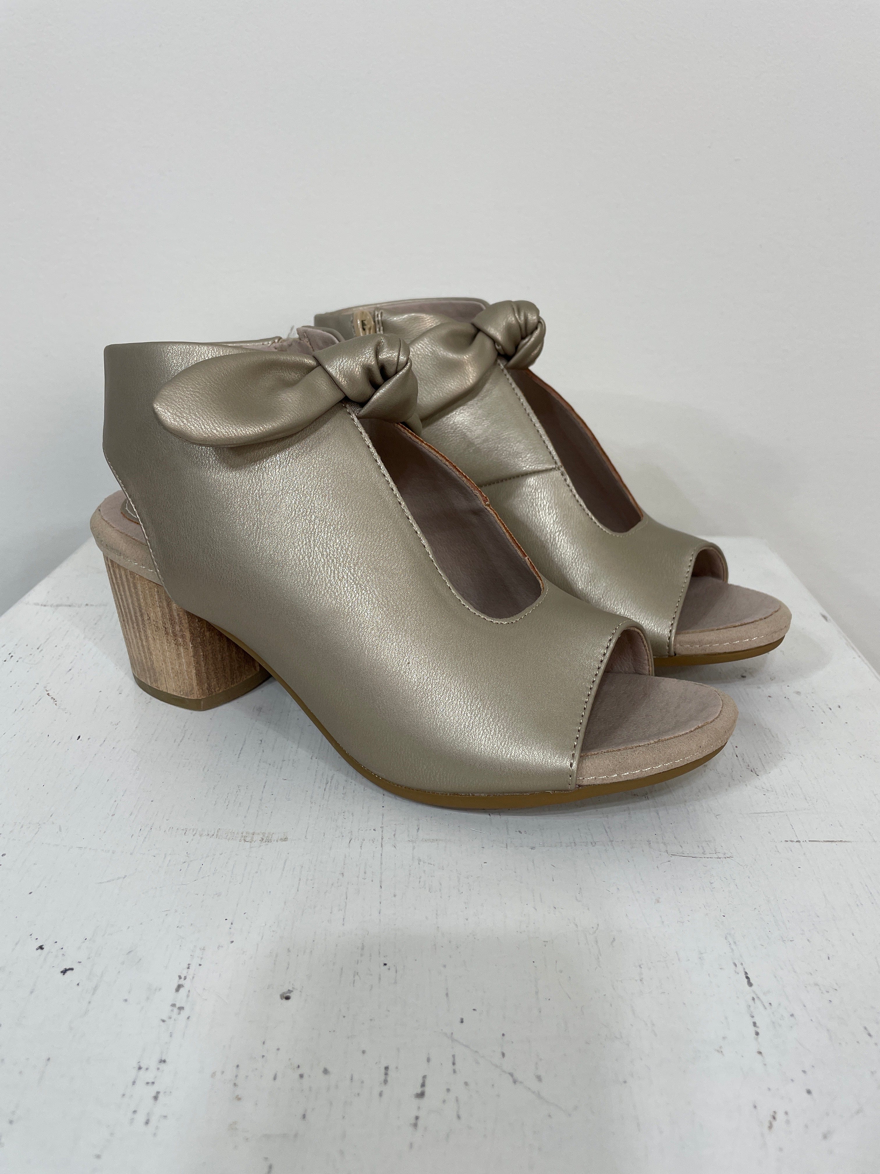 Gold Kimora Bow Detail Heel