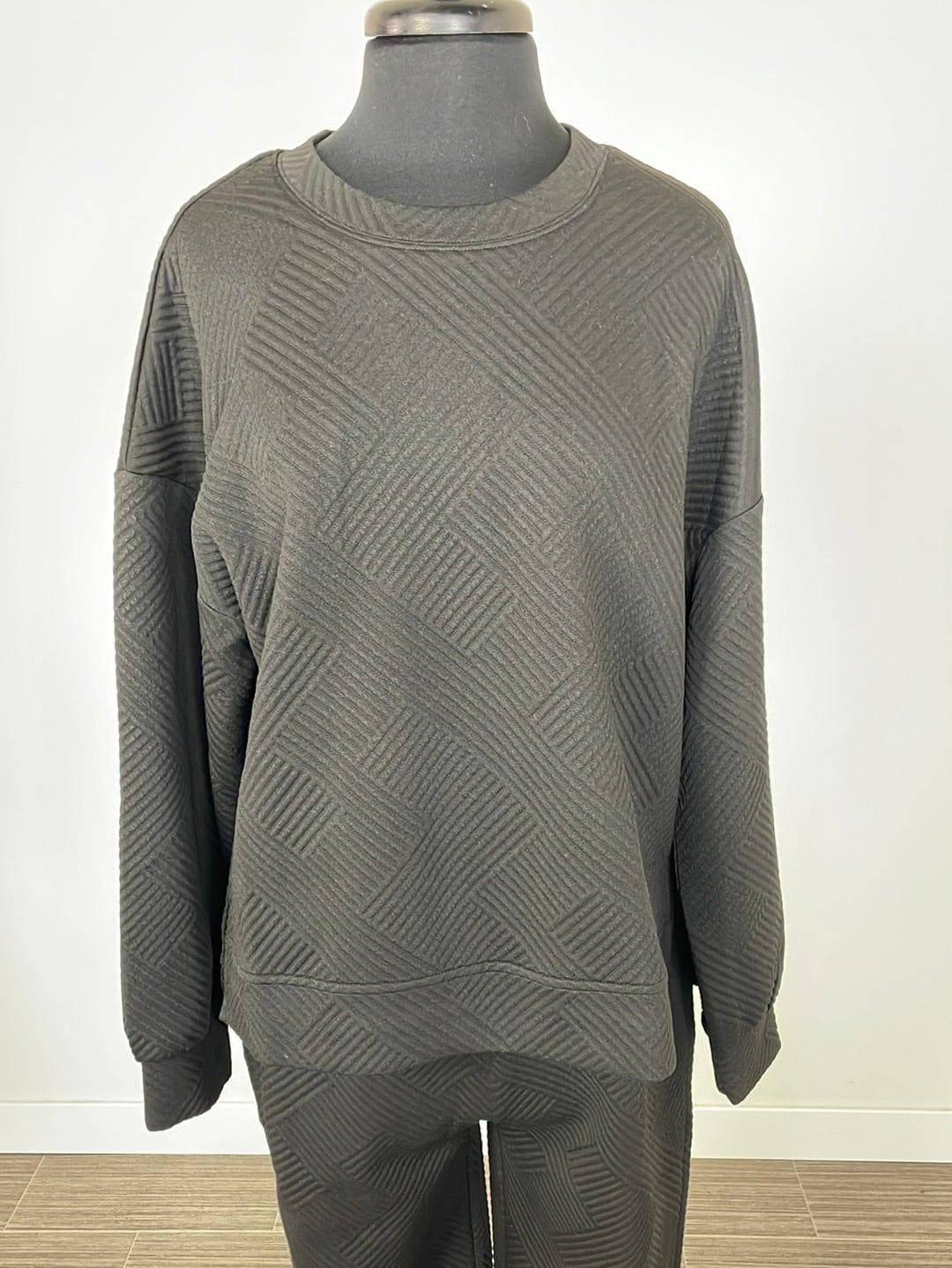 Black Textured Longsleeve Pullover