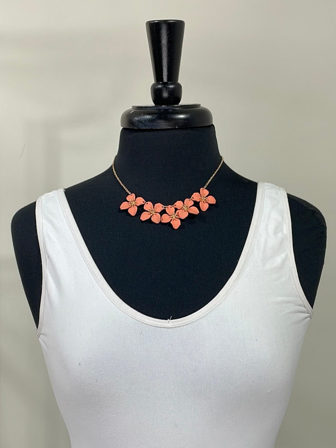 Coral Floral Fields Necklace