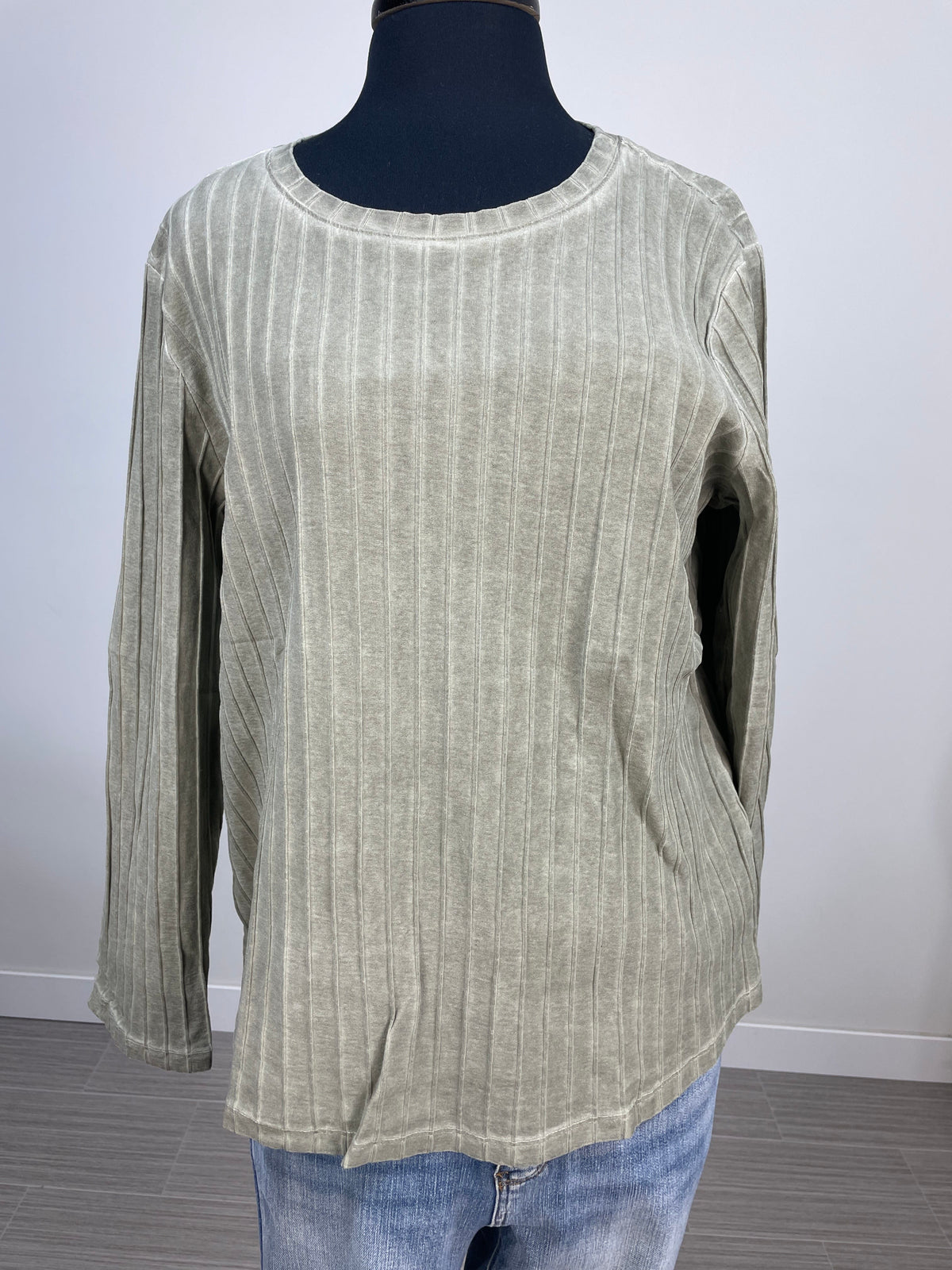 Olive Raised Rib Round Neck Top