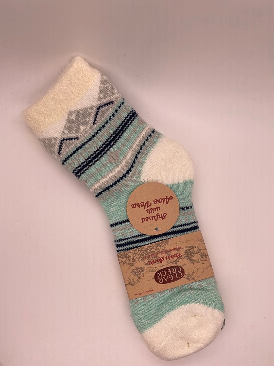 Diamond Line Socks W/ Aloe