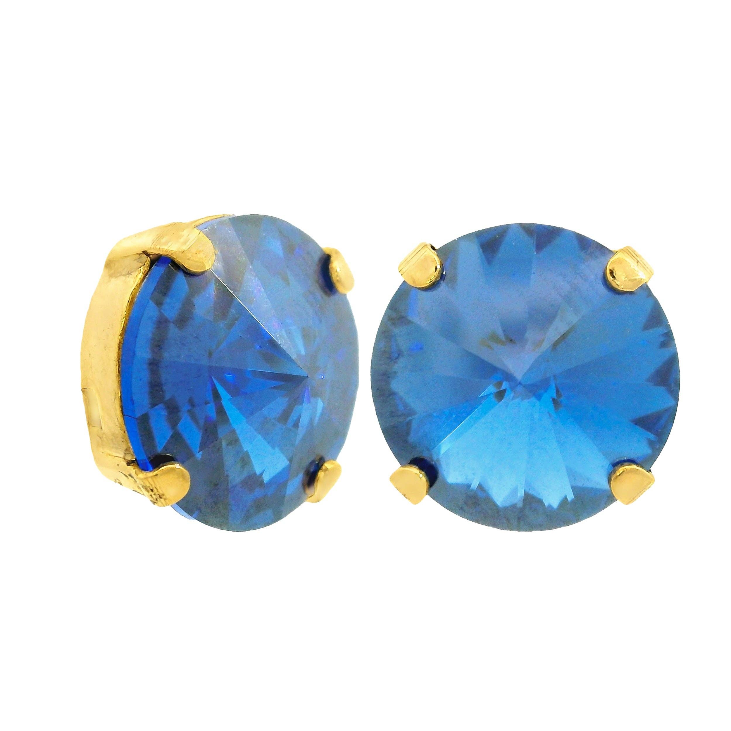 The Basics Studs: Sapphire Champagne