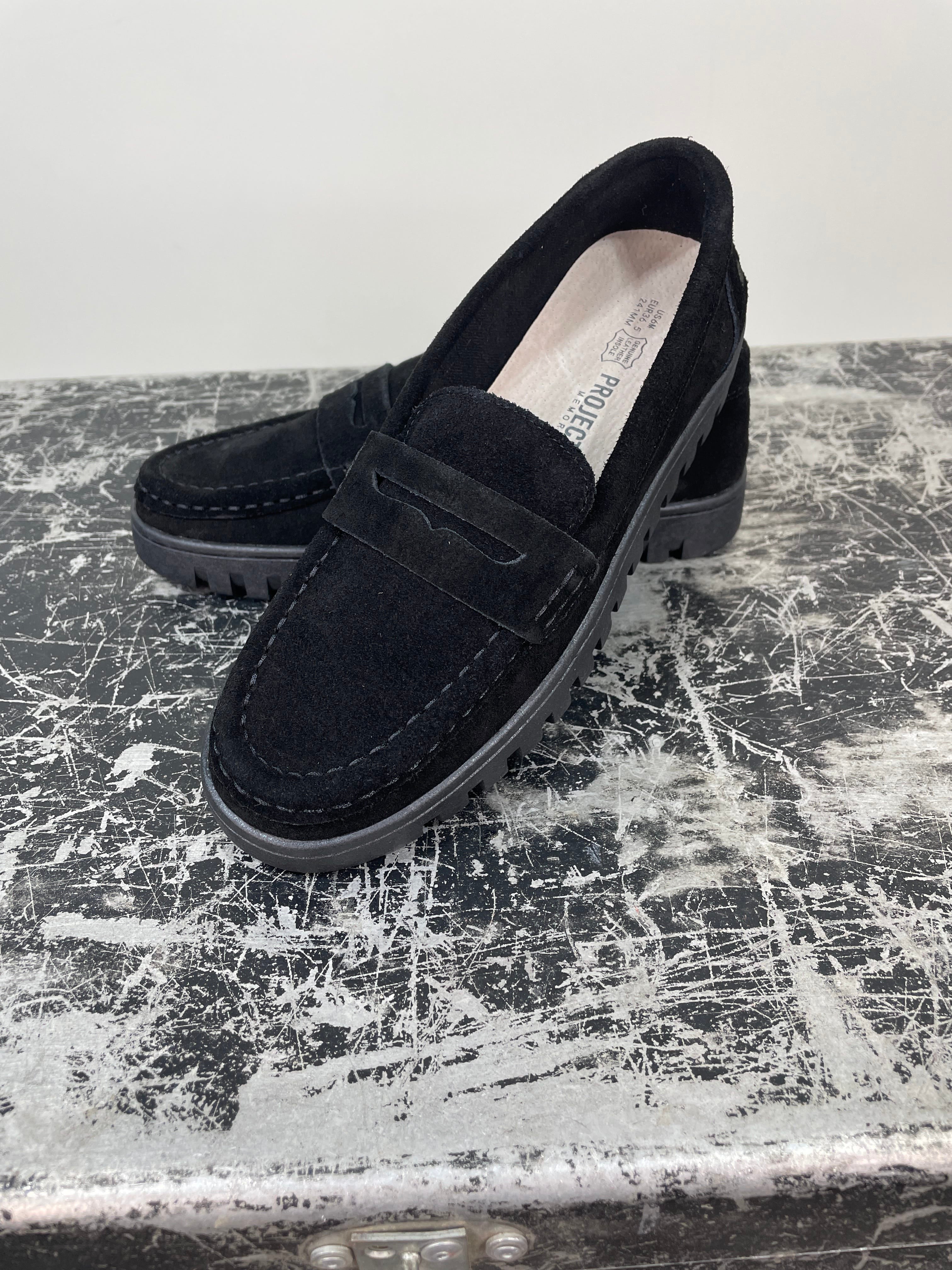 Feel Good Black Suede Loafer