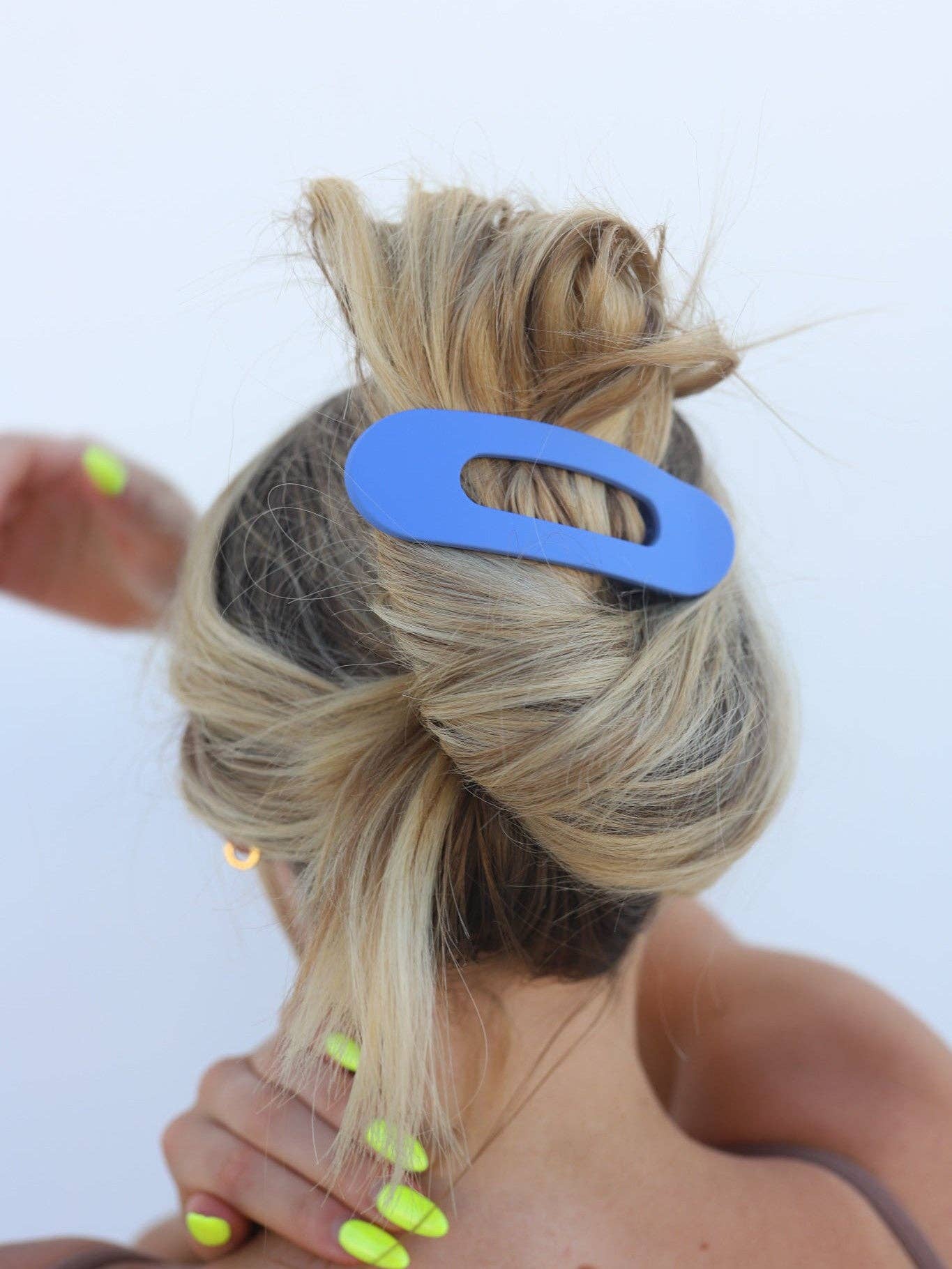LAY DOWN CLAWS: SHINY BERRY BROWN