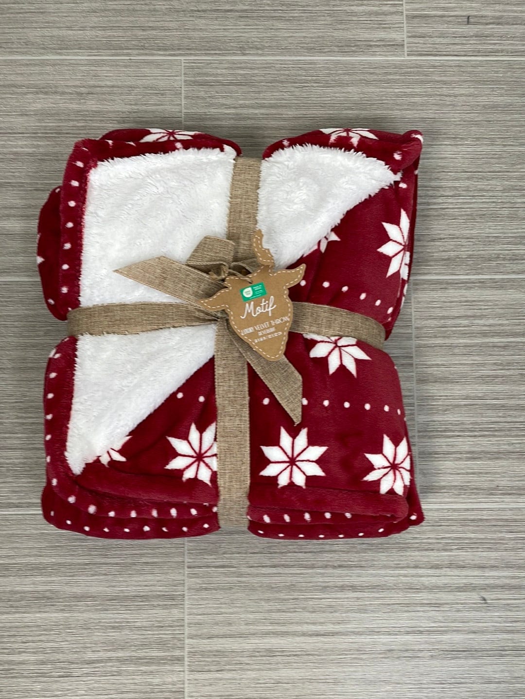 Christmas Star Holiday Throw