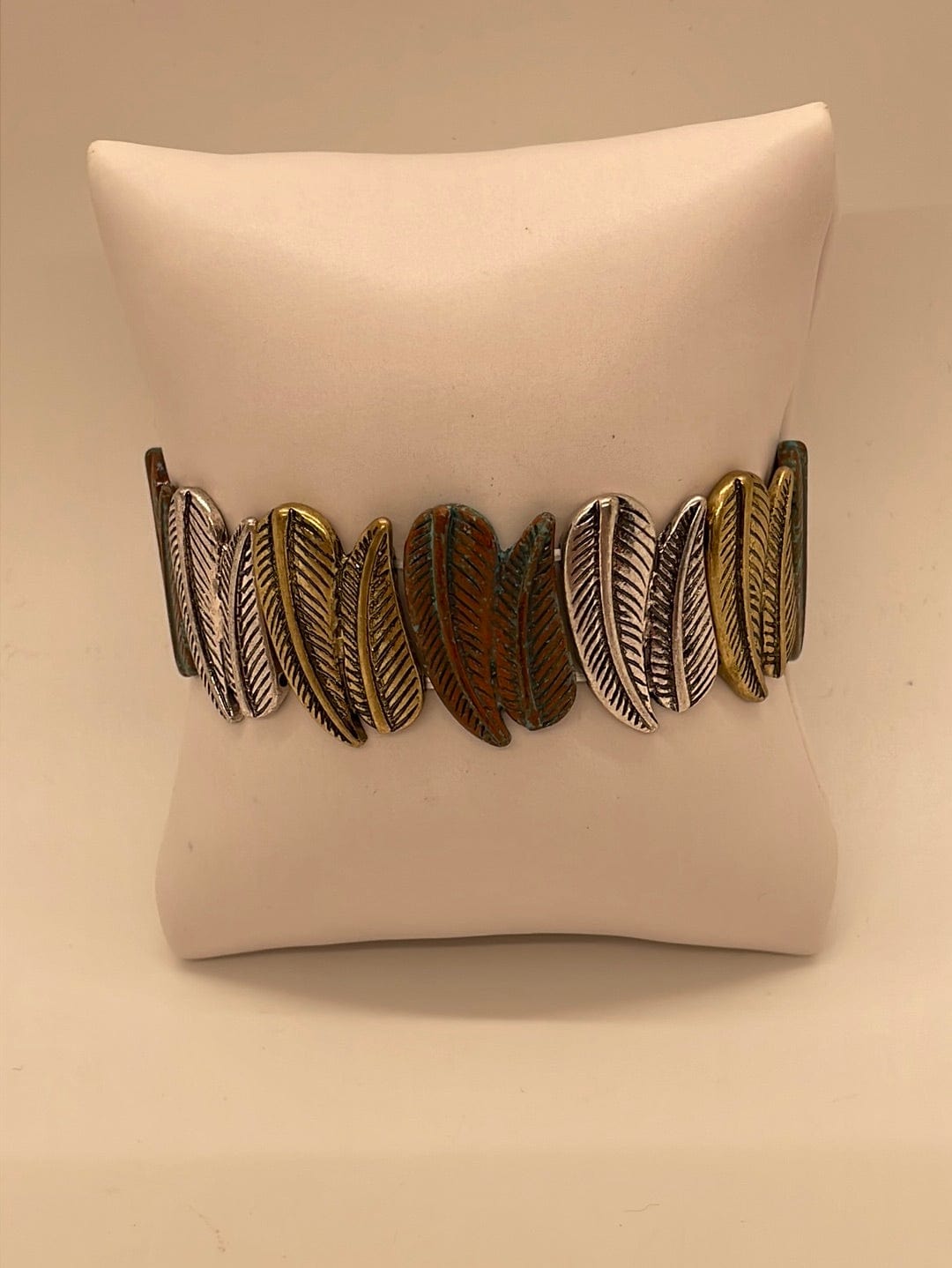 Feather Stretch Bracelet