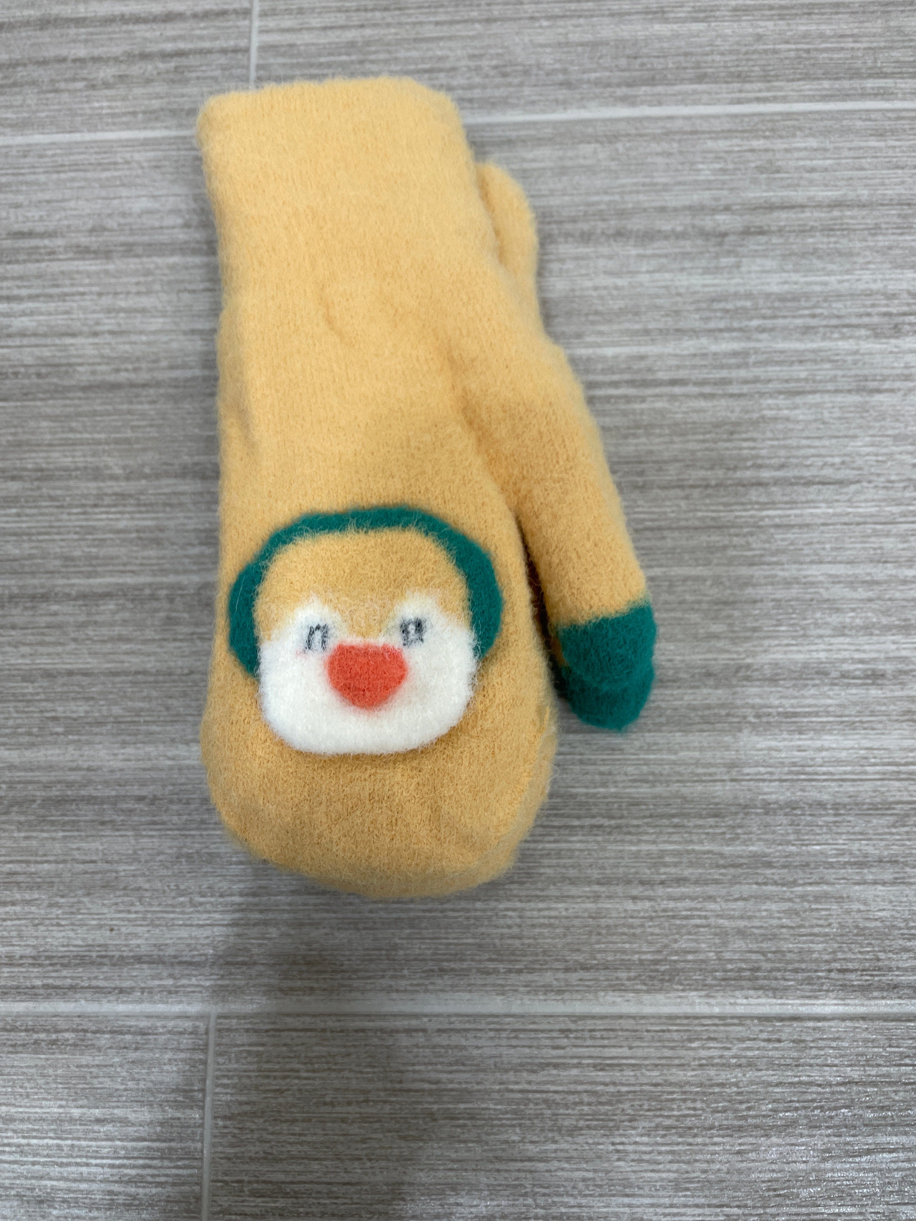 Kid's Yellow Penguin Mitten