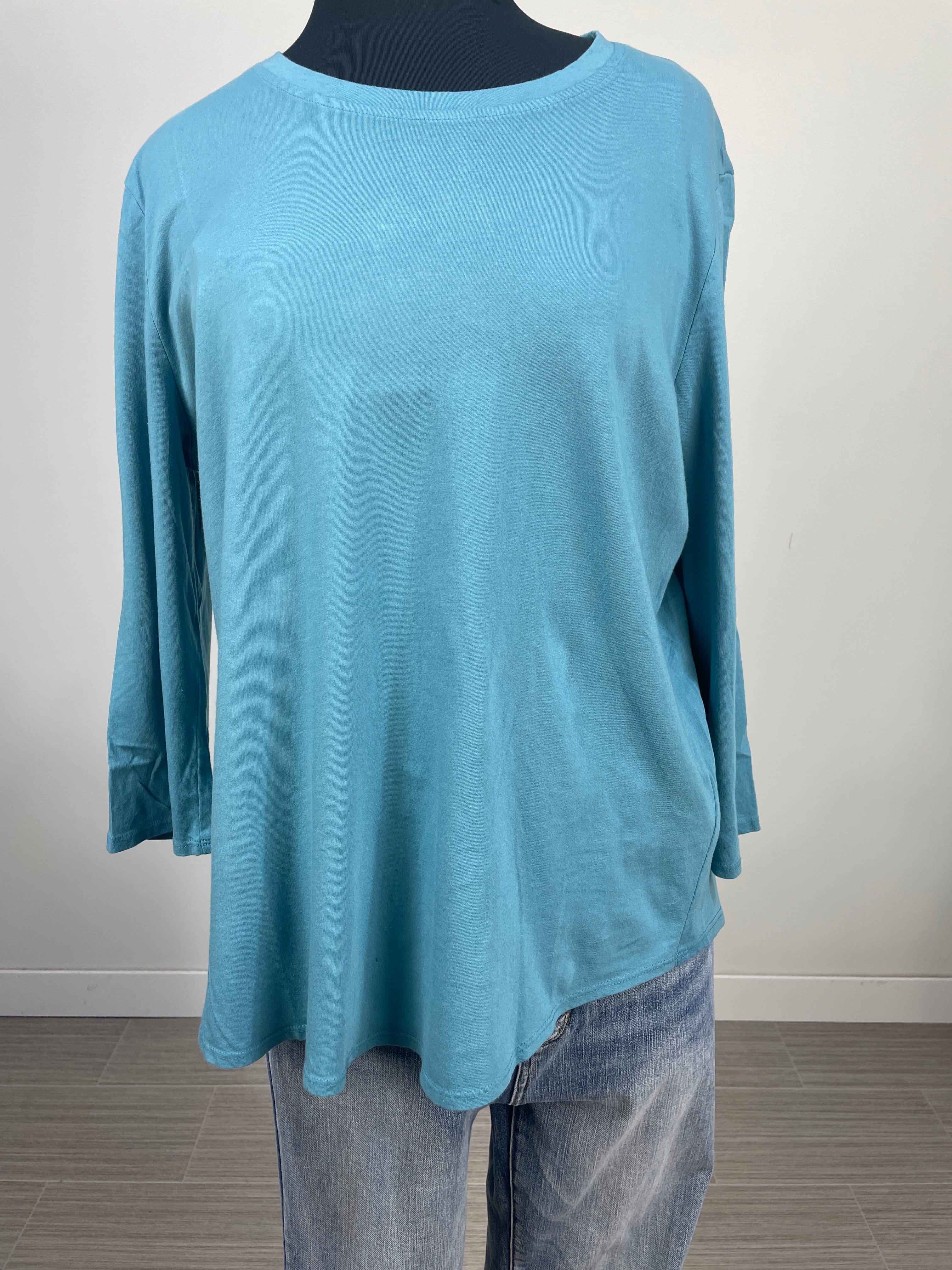 Maui Blue 3/4 Sleeve Basic Top
