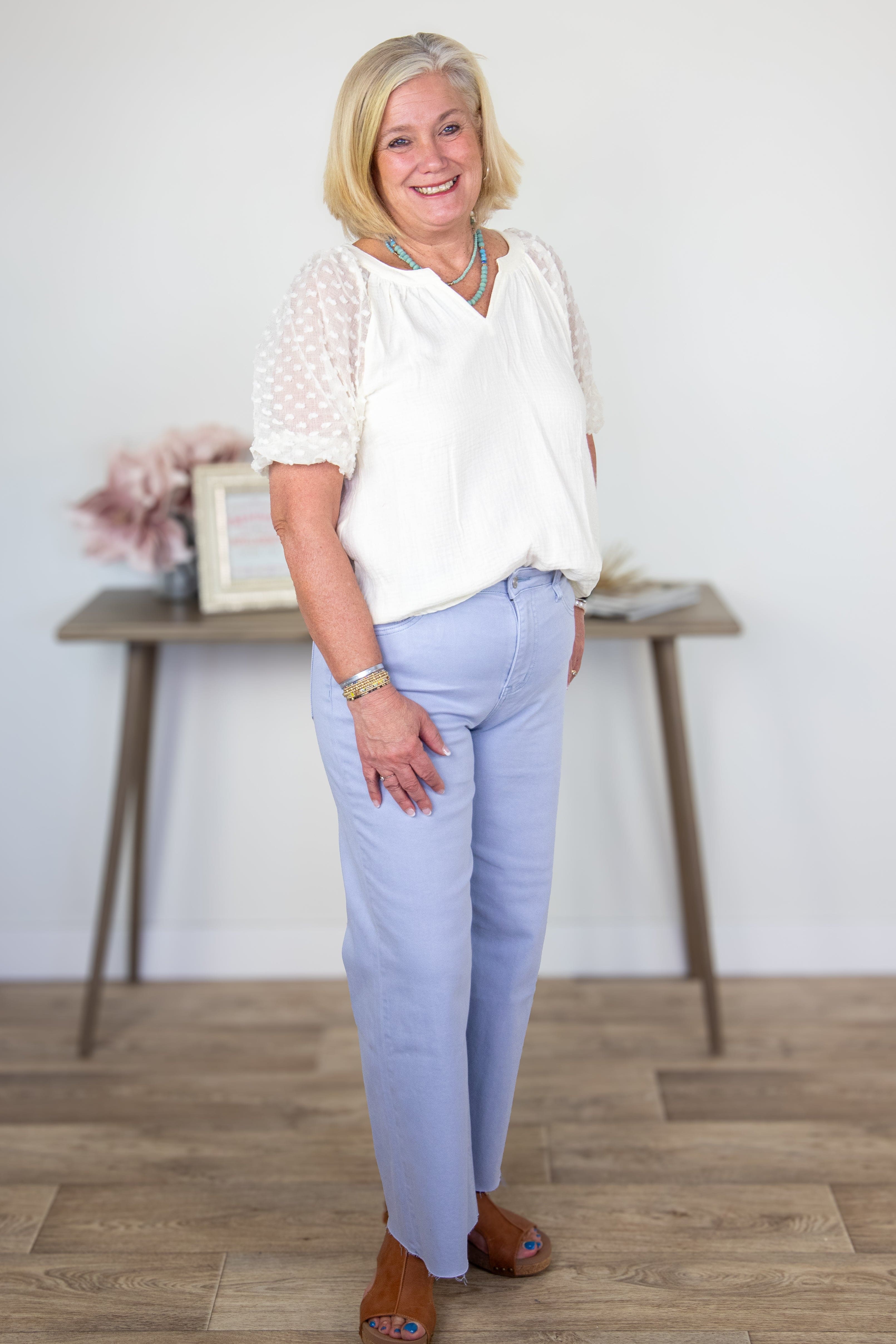 Cream Gauze w/Applique Sleeve Top Styled