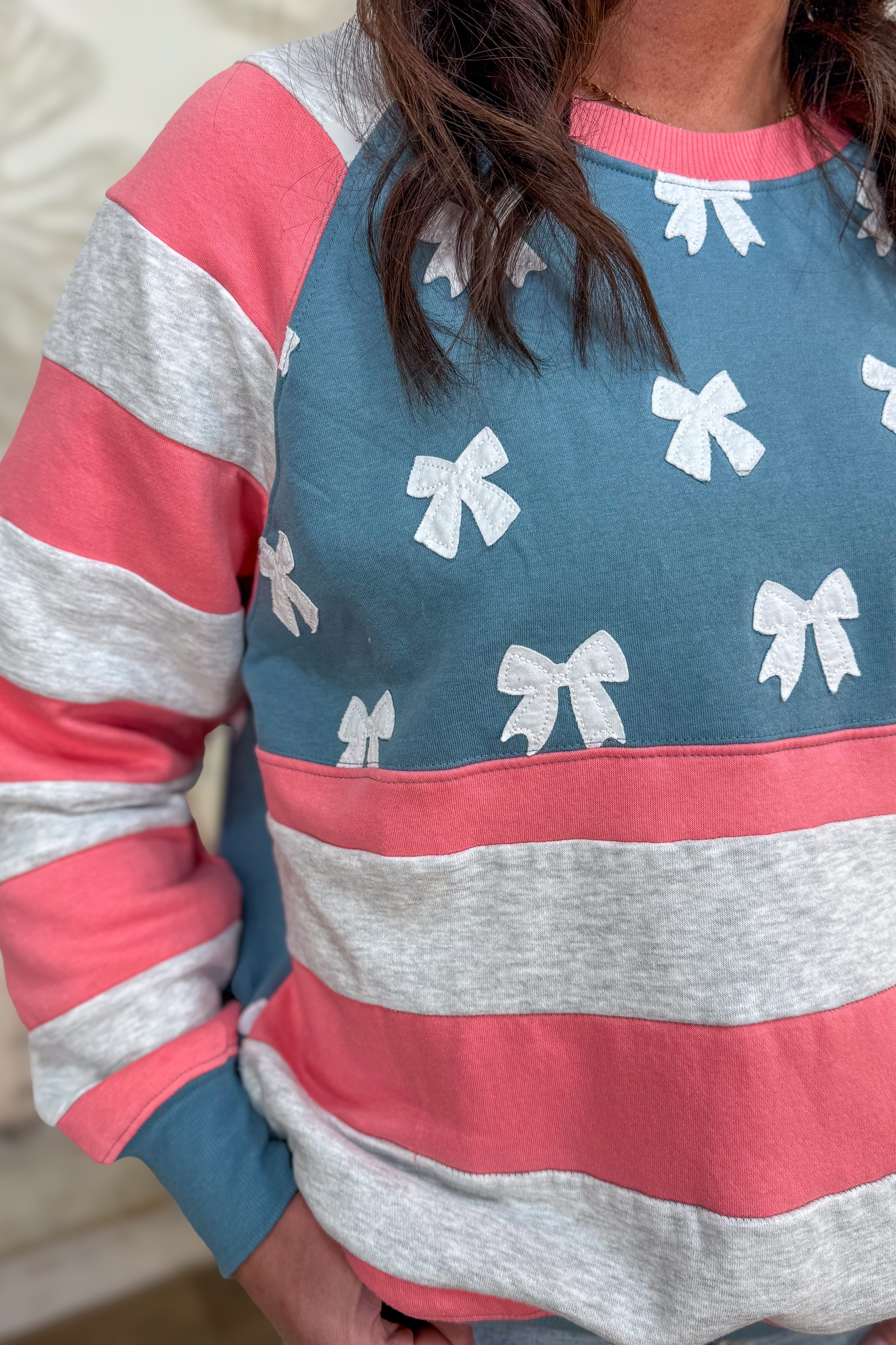 USA Patchwork Crew Pullover Detail