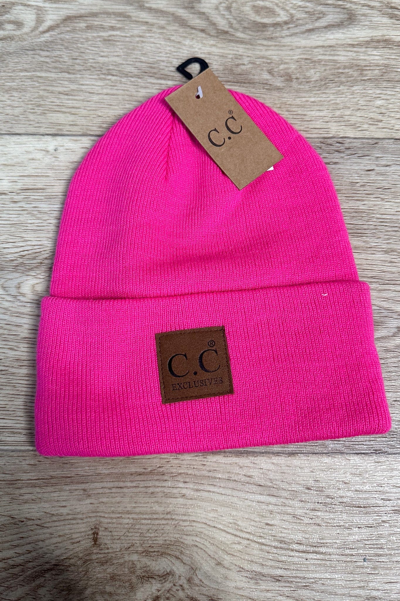 Classic Beanie w/Logo - Fuchsia
