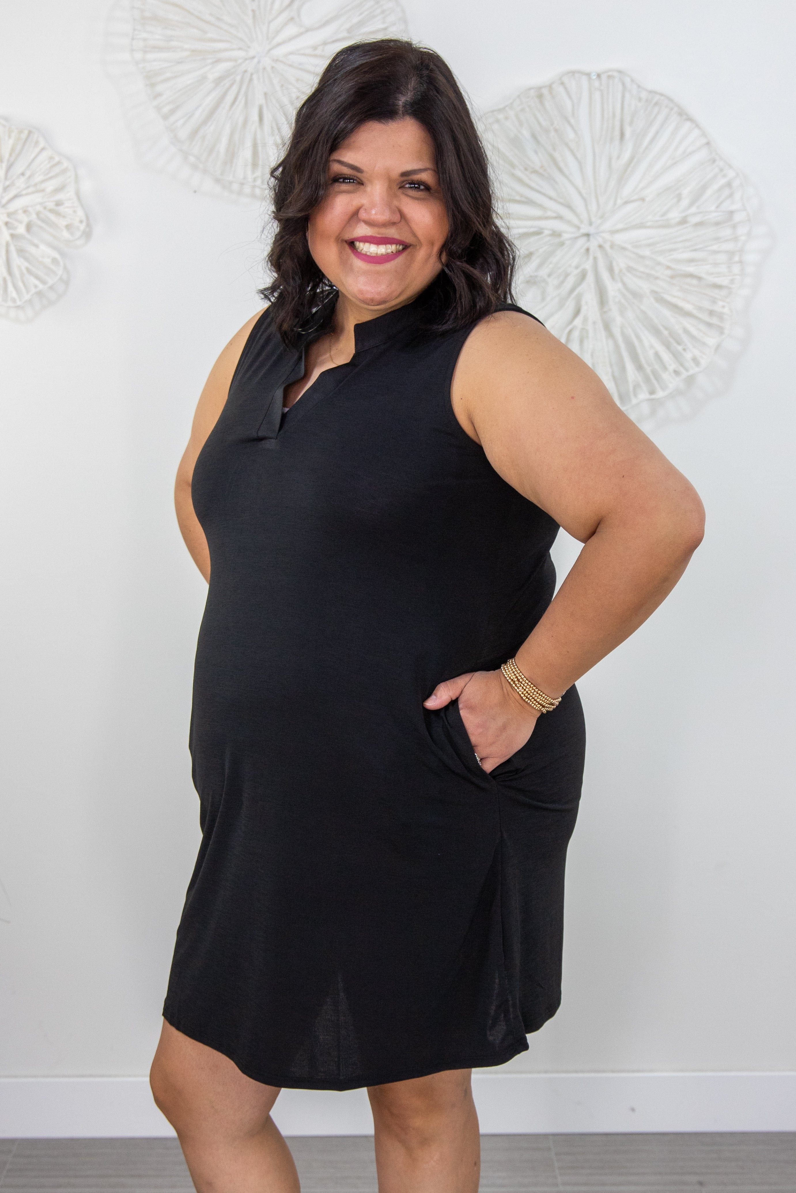 Black Sleeveless Dress with Pockets