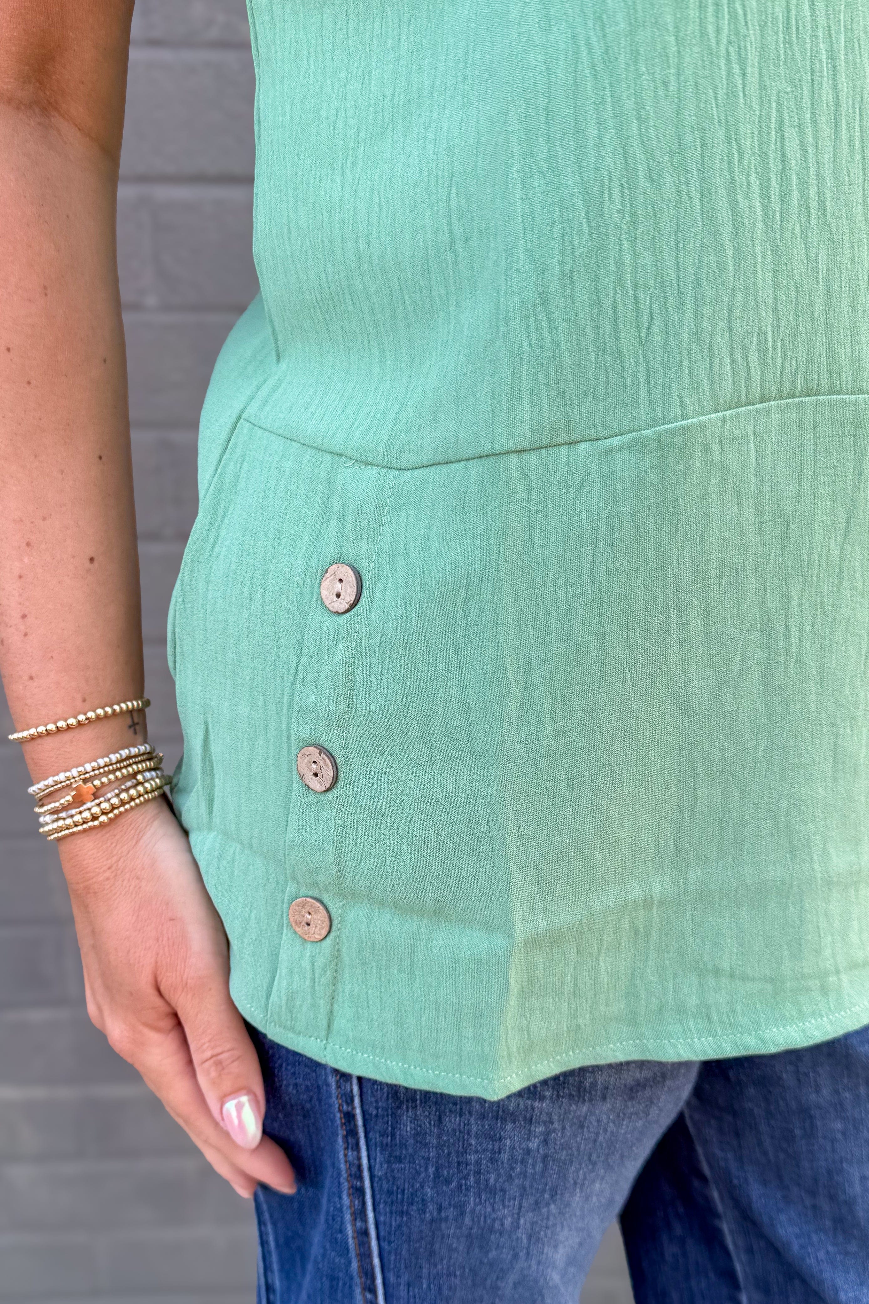 Moss Side Button Top detail