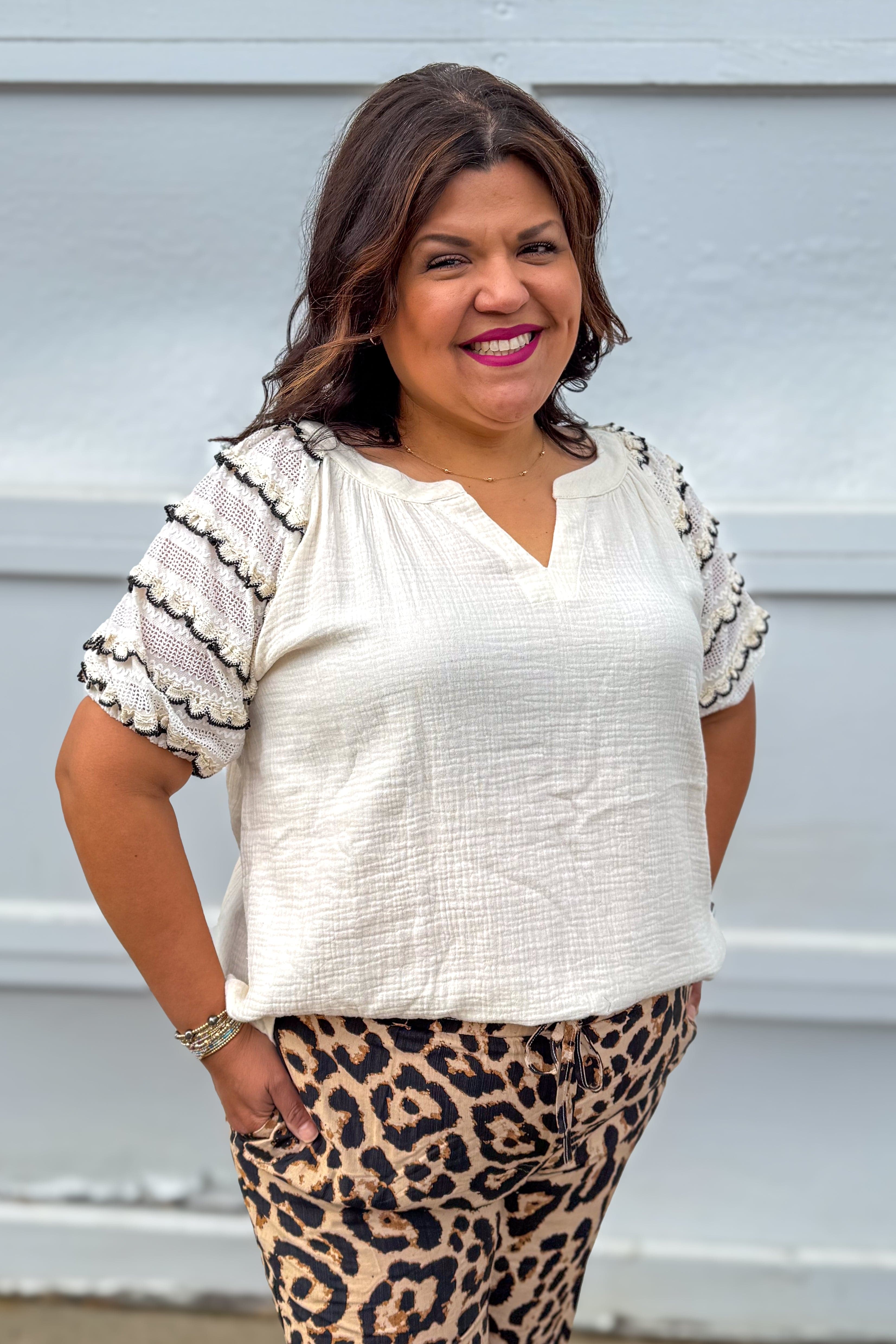 Oatmeal Texture Lace Sleeve Gauze Top