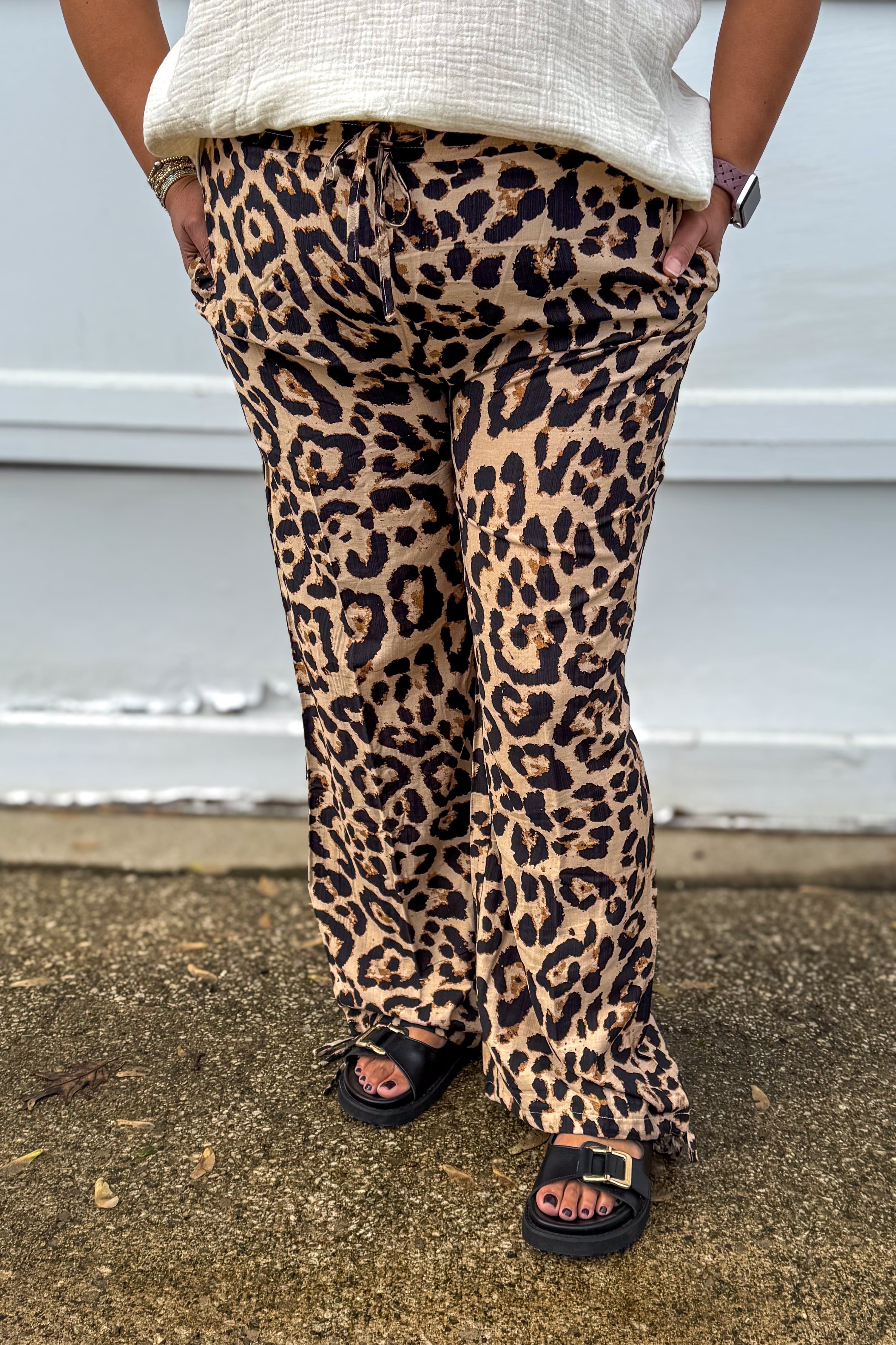 Leopard Printed Drawstring Pants