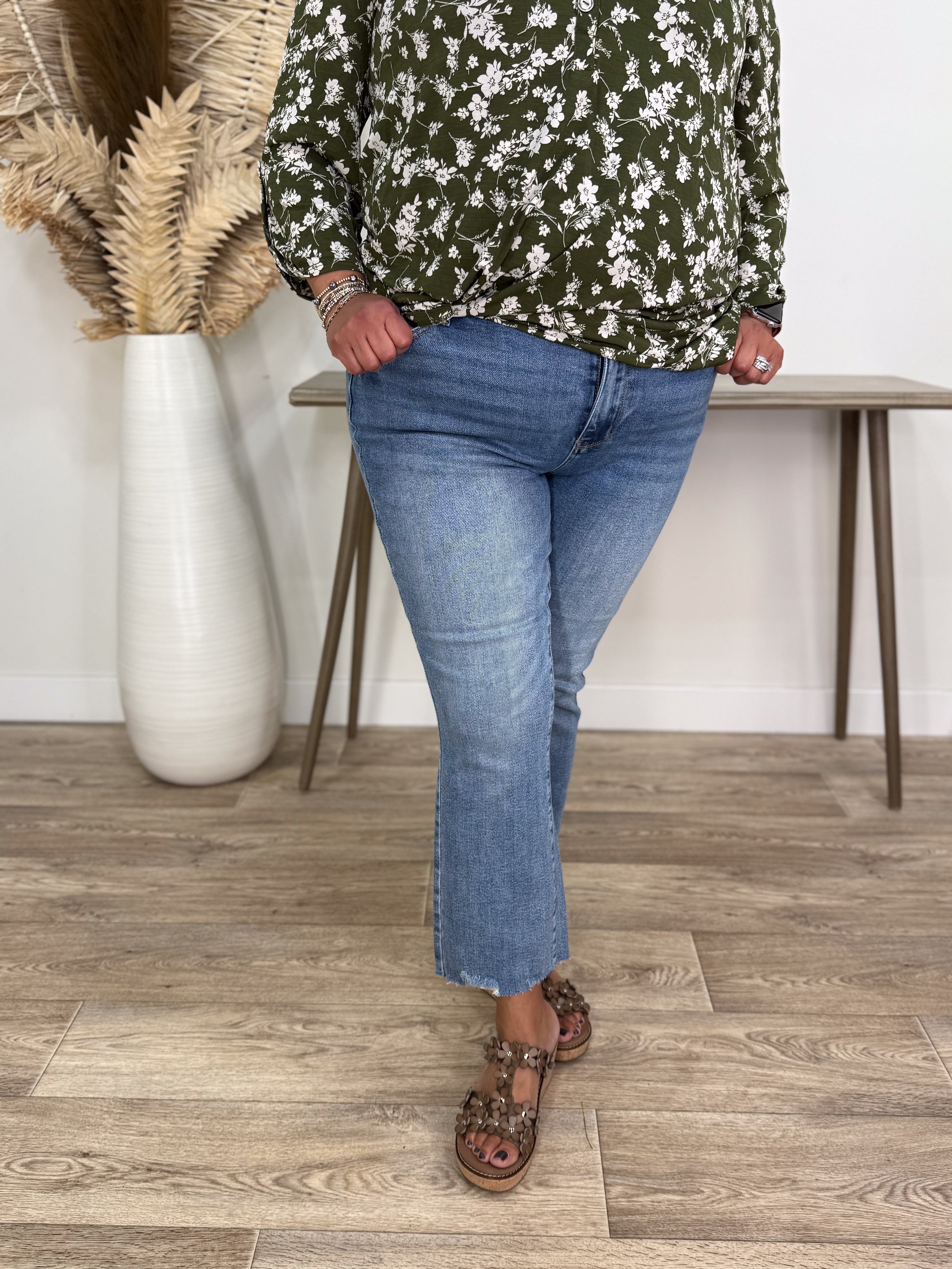 Vintage Wash Destroy Hem Kick Flare
