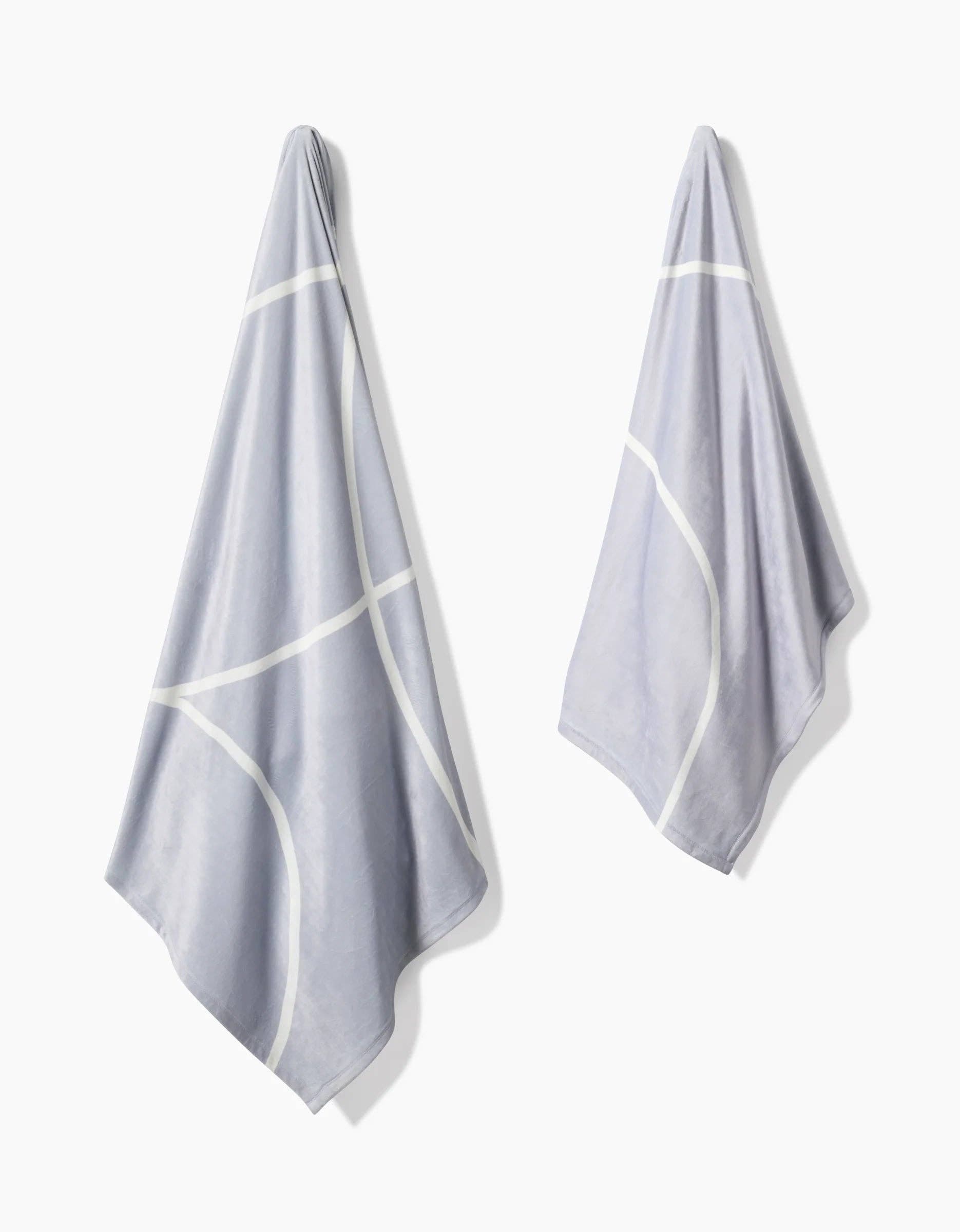 Crossover: Medium - 50" x 60"