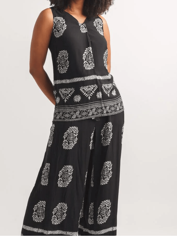 Black Border Print Pant