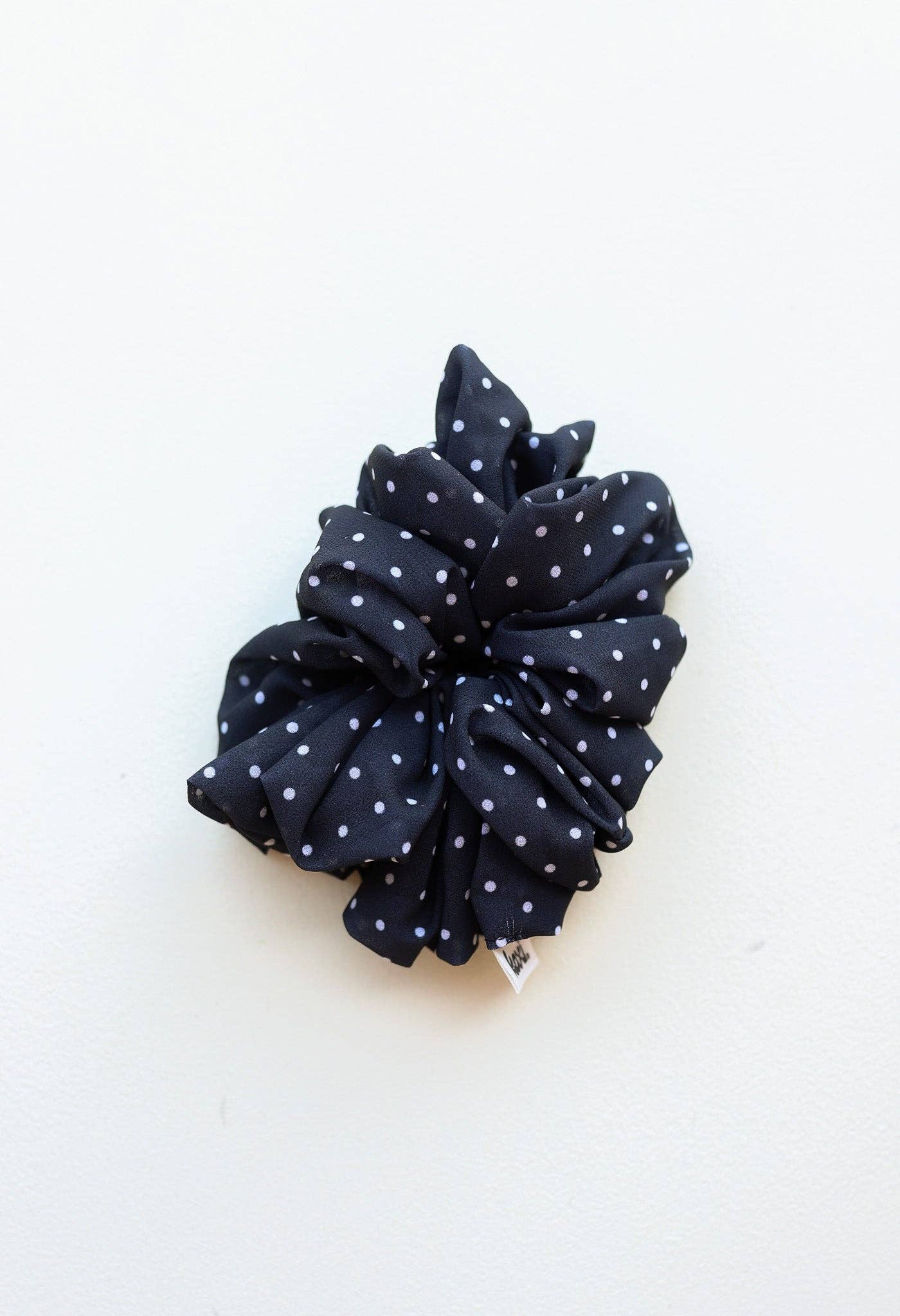 POLKA DOT OVERSIZED SCRUNCHIE: BROWN & CREAM