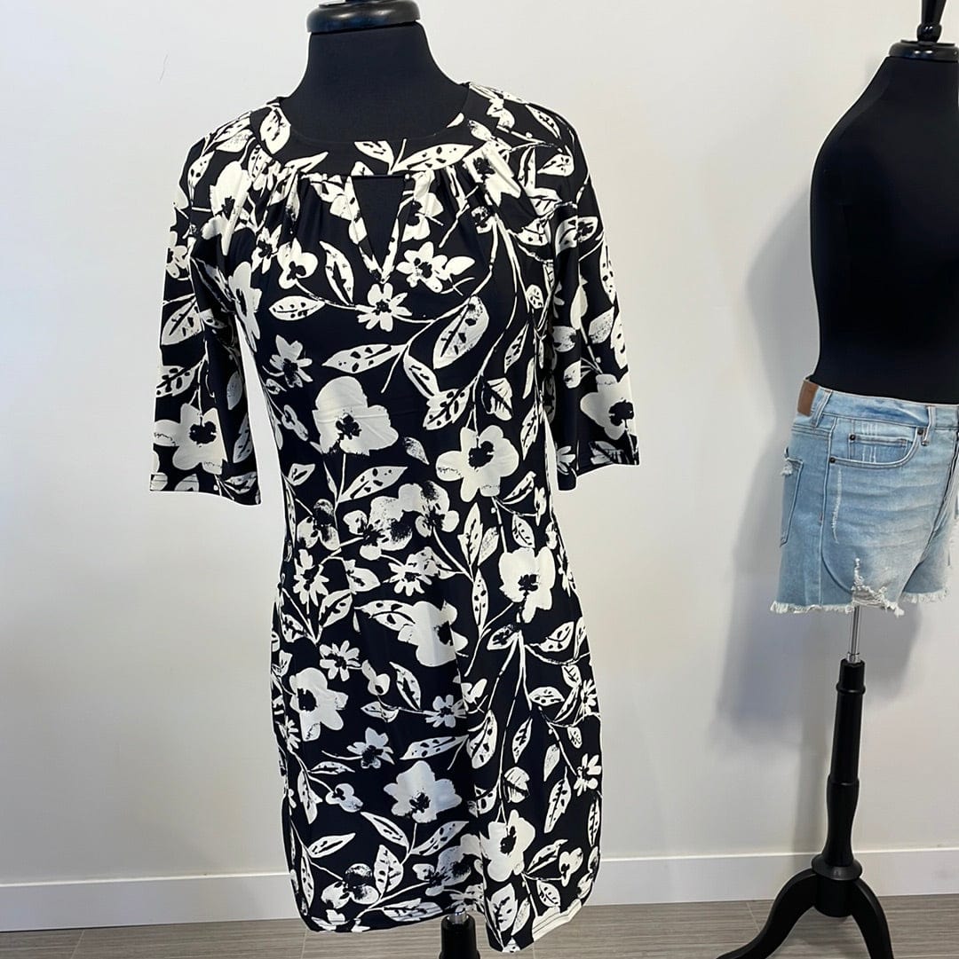 Black & Ivory Floral Anna Keyhole Dress