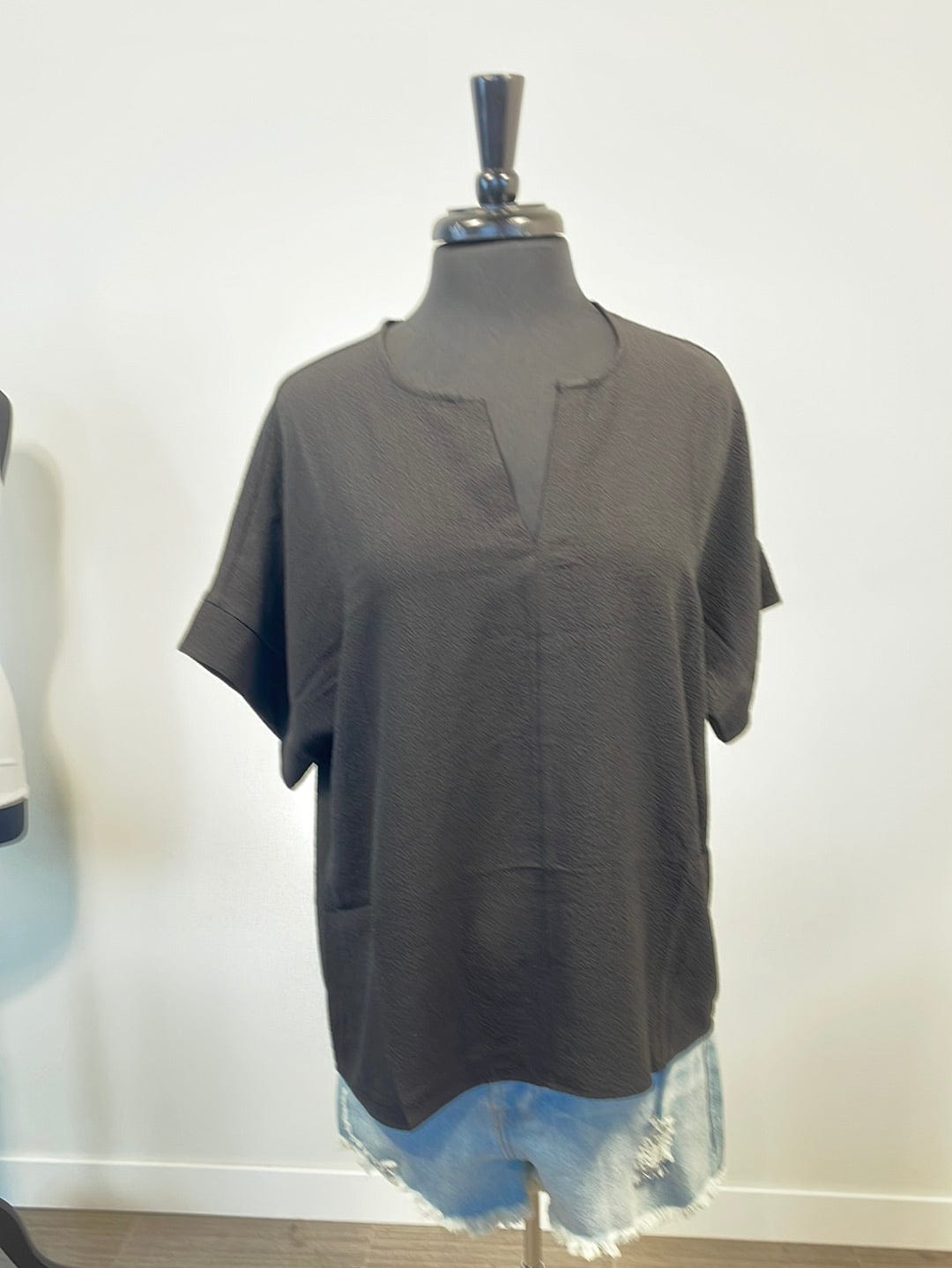 Black Crinkle Breezy Blouse
