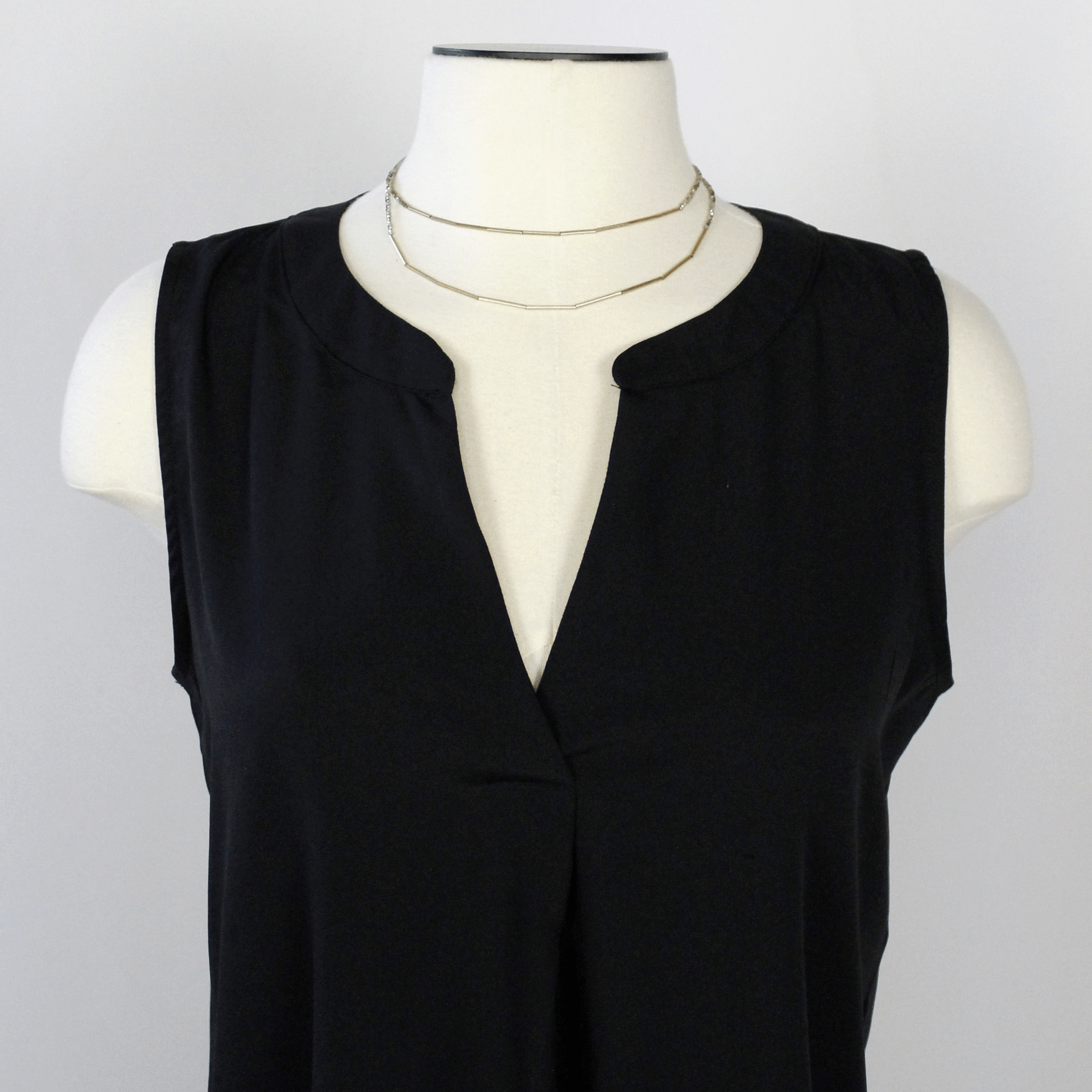 Dainty Bead Bar Necklace