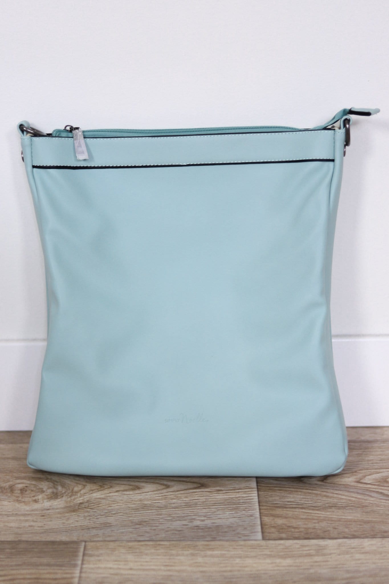 Assorted Roller Bag