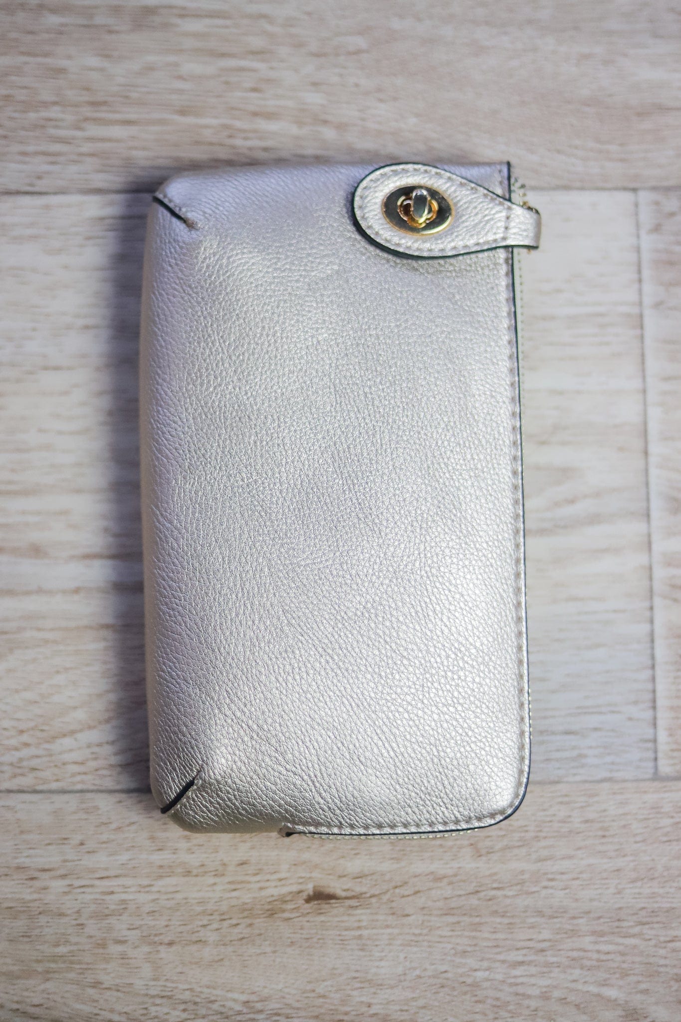 Light Gold Kendall Crossbody