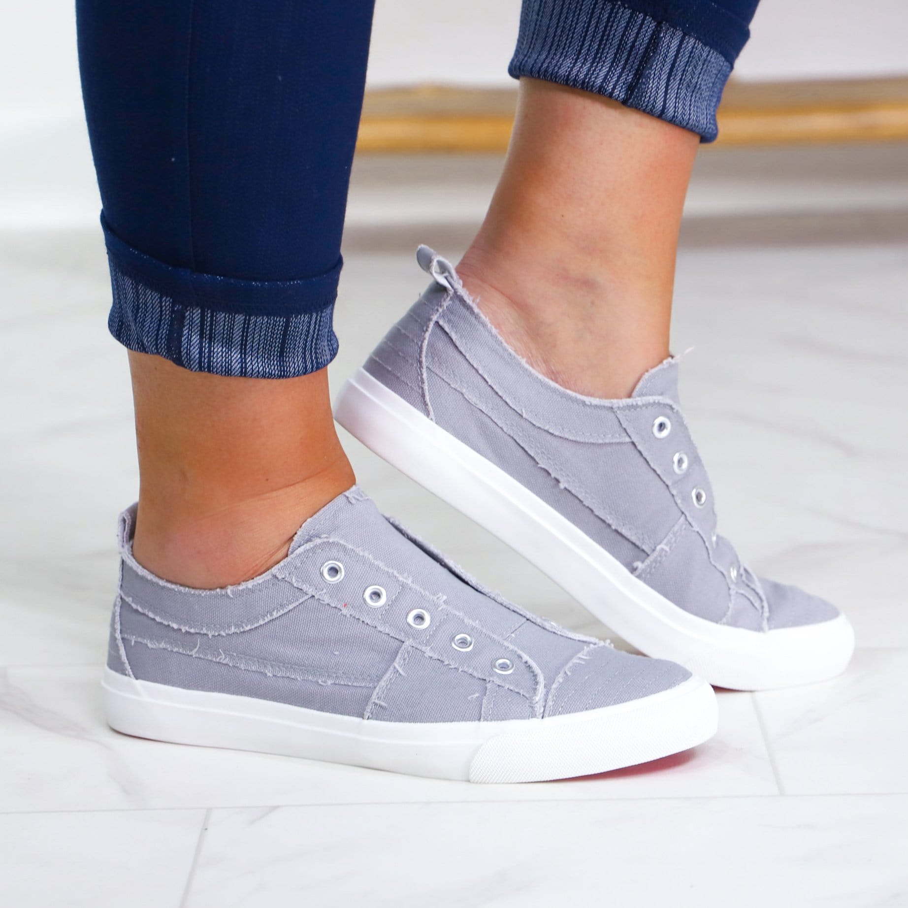 Babalu Grey Sneakers