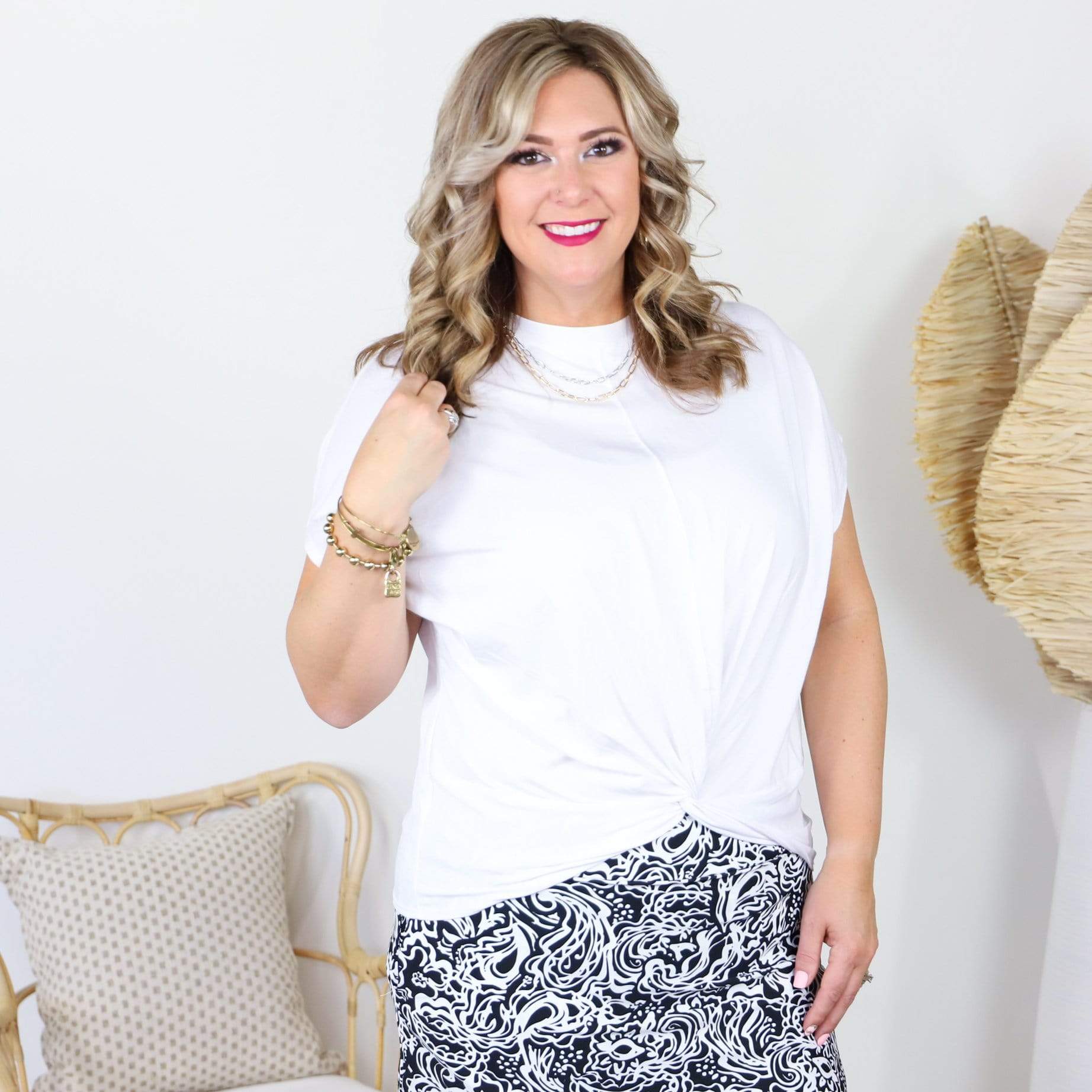 white front twist top