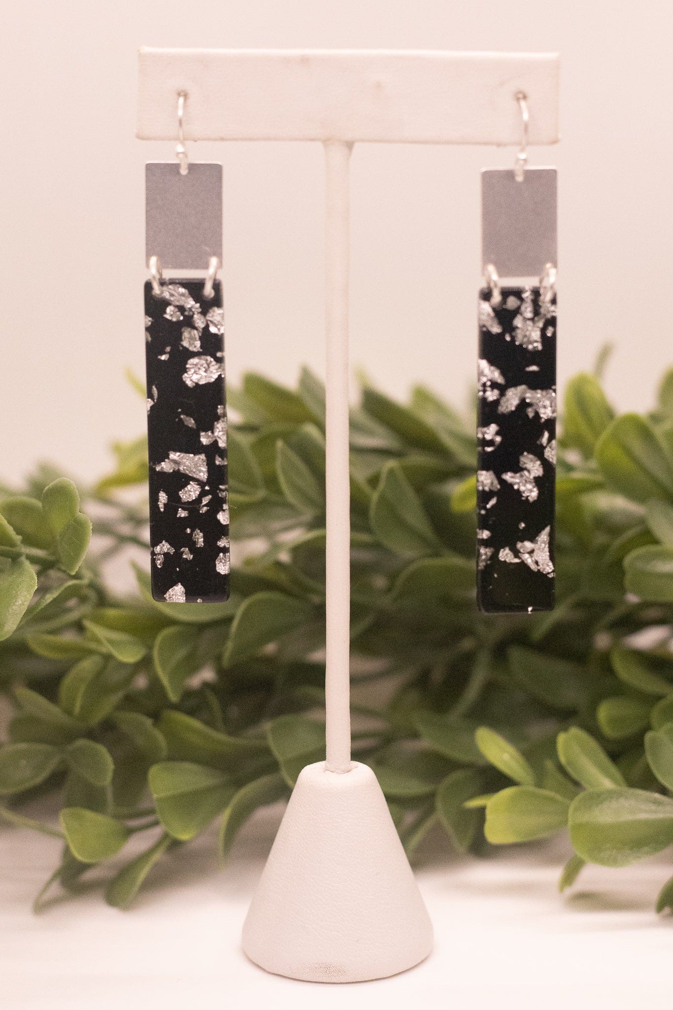 Black & Silver Flake Geo Bar Earring
