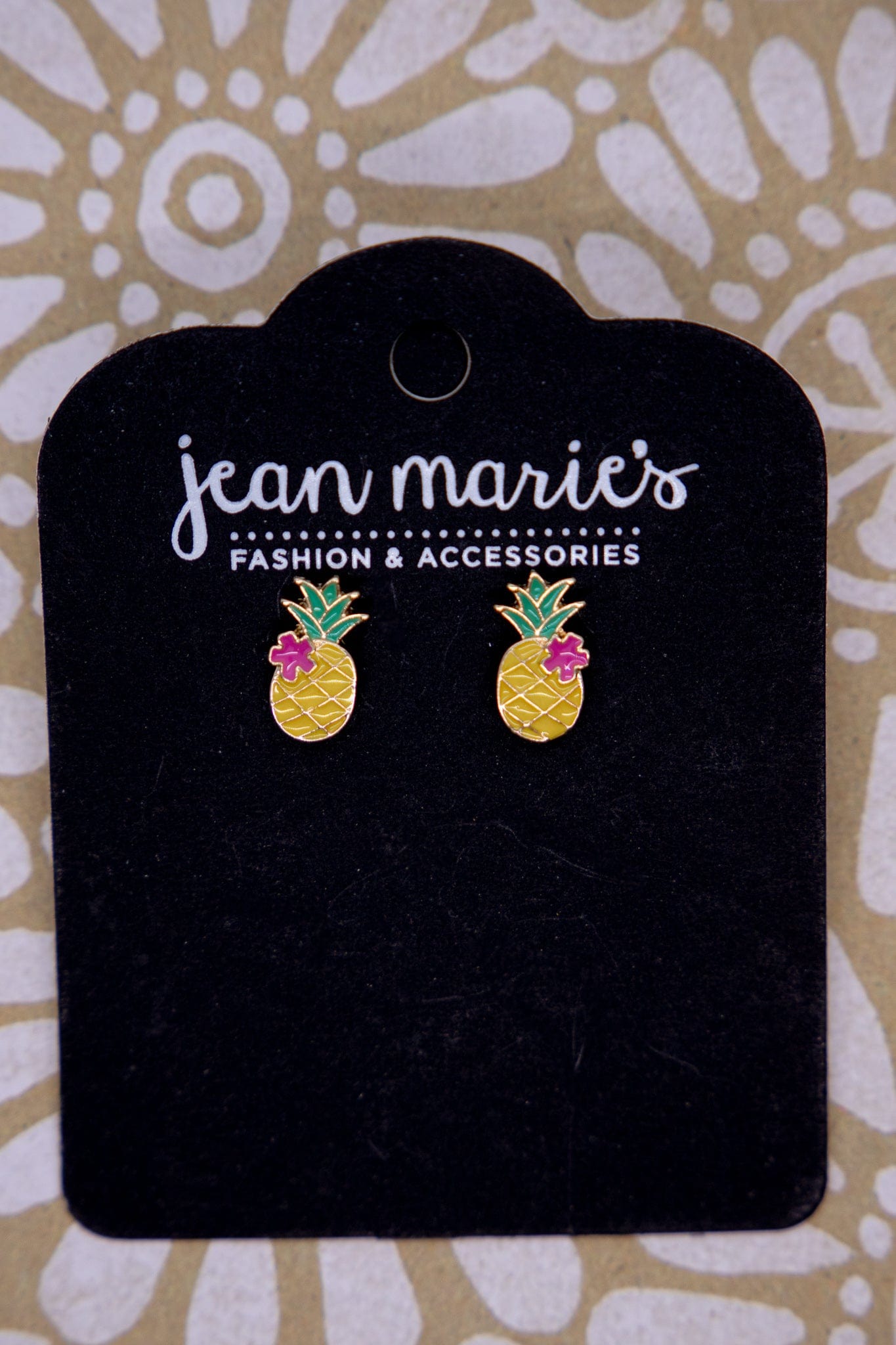 Pretty Pineapple Studs