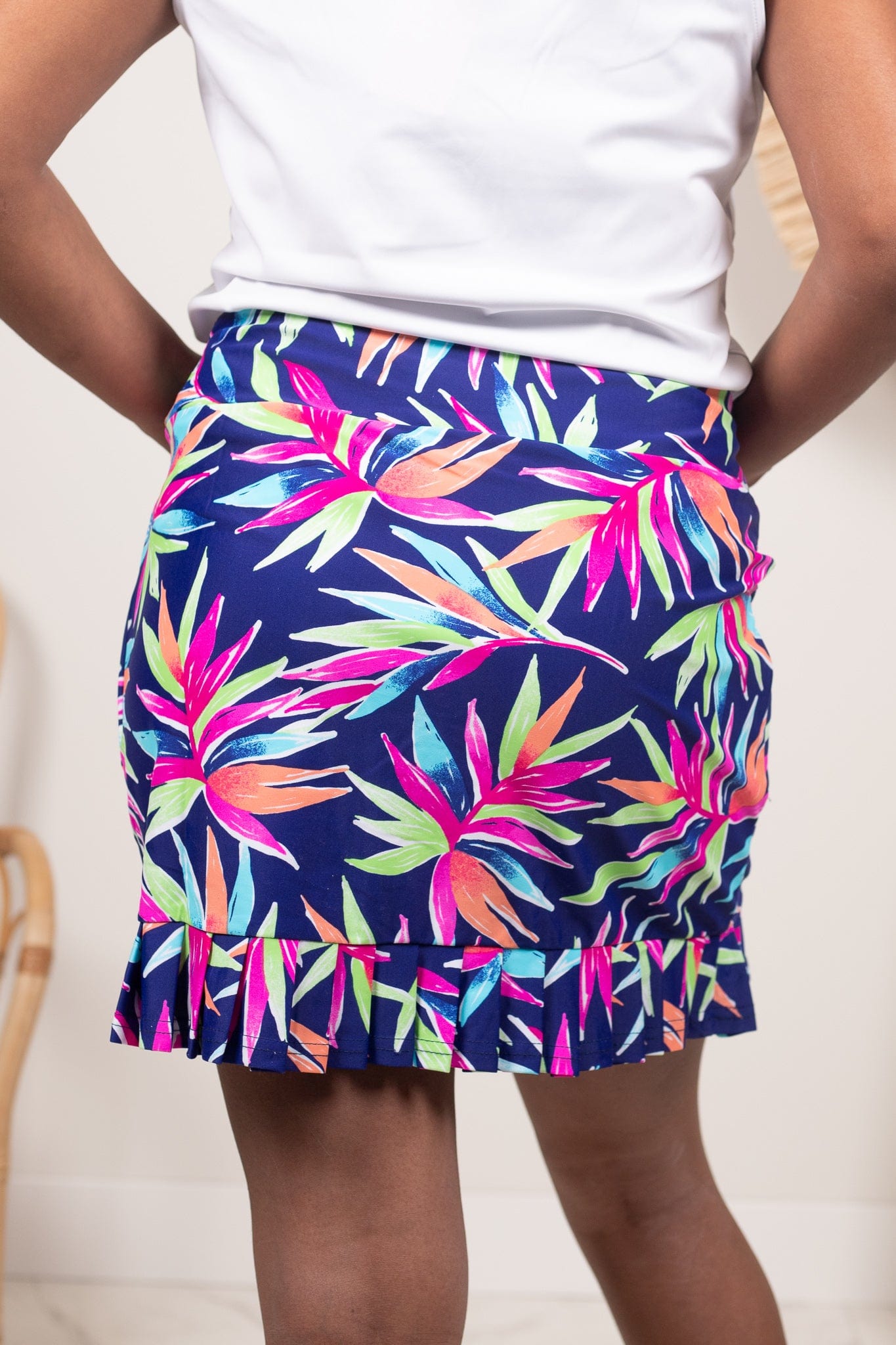 Palm Leaves Pleated Hem Skort