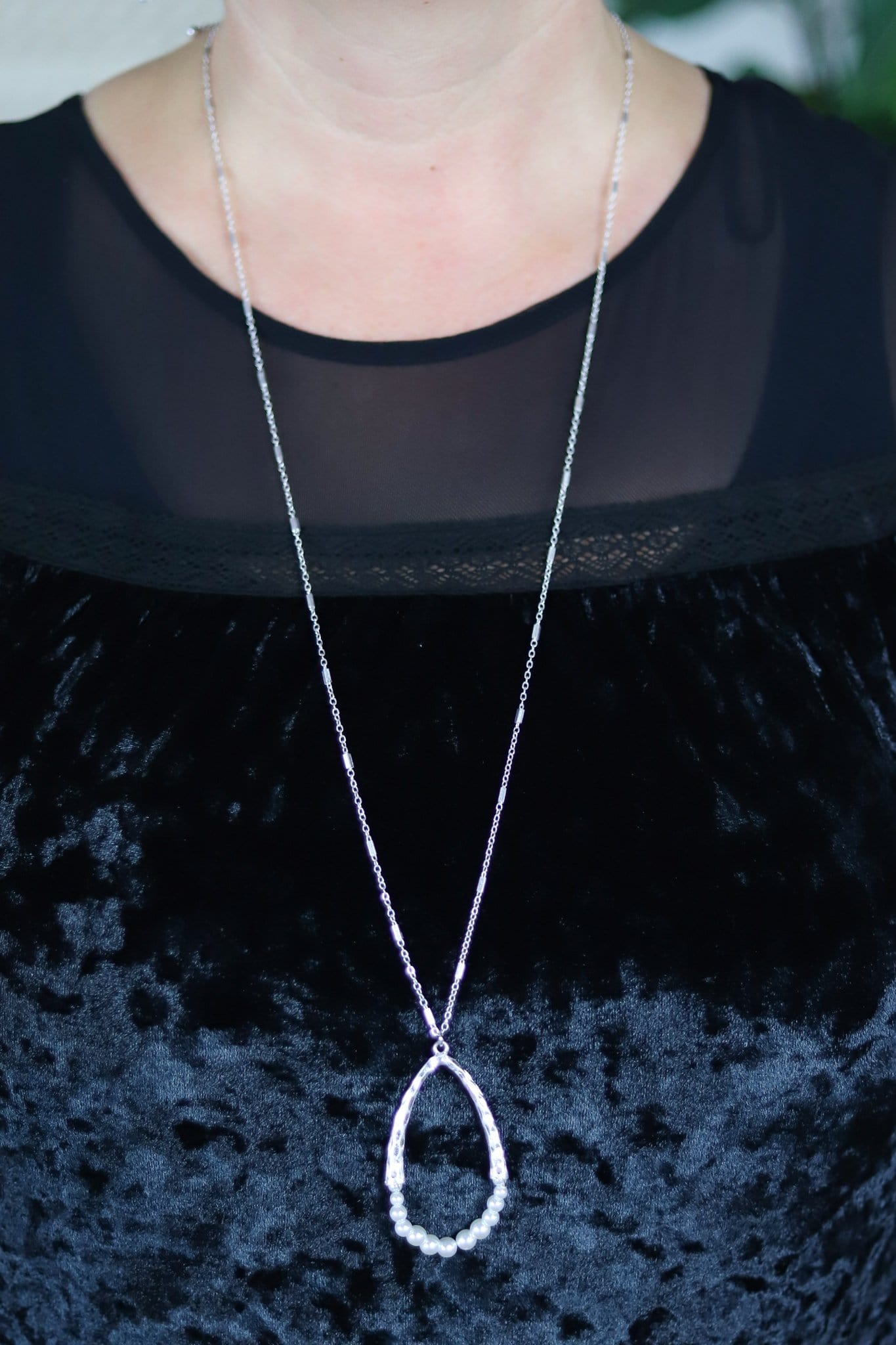 sliver chain beaded pearl pendant
