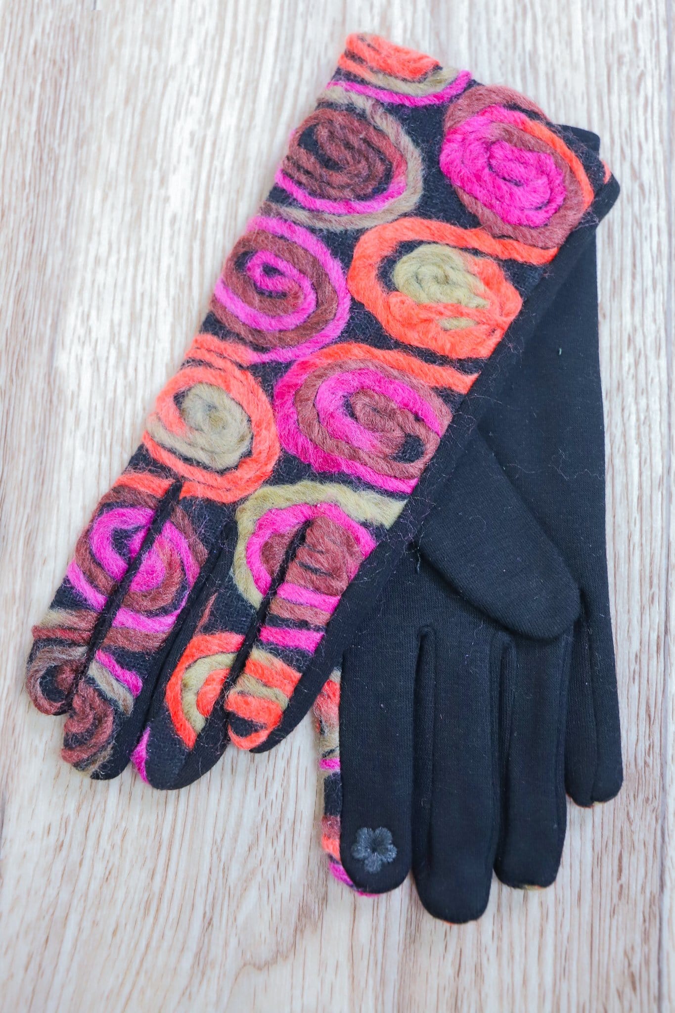 black and pink yarn swirl glove