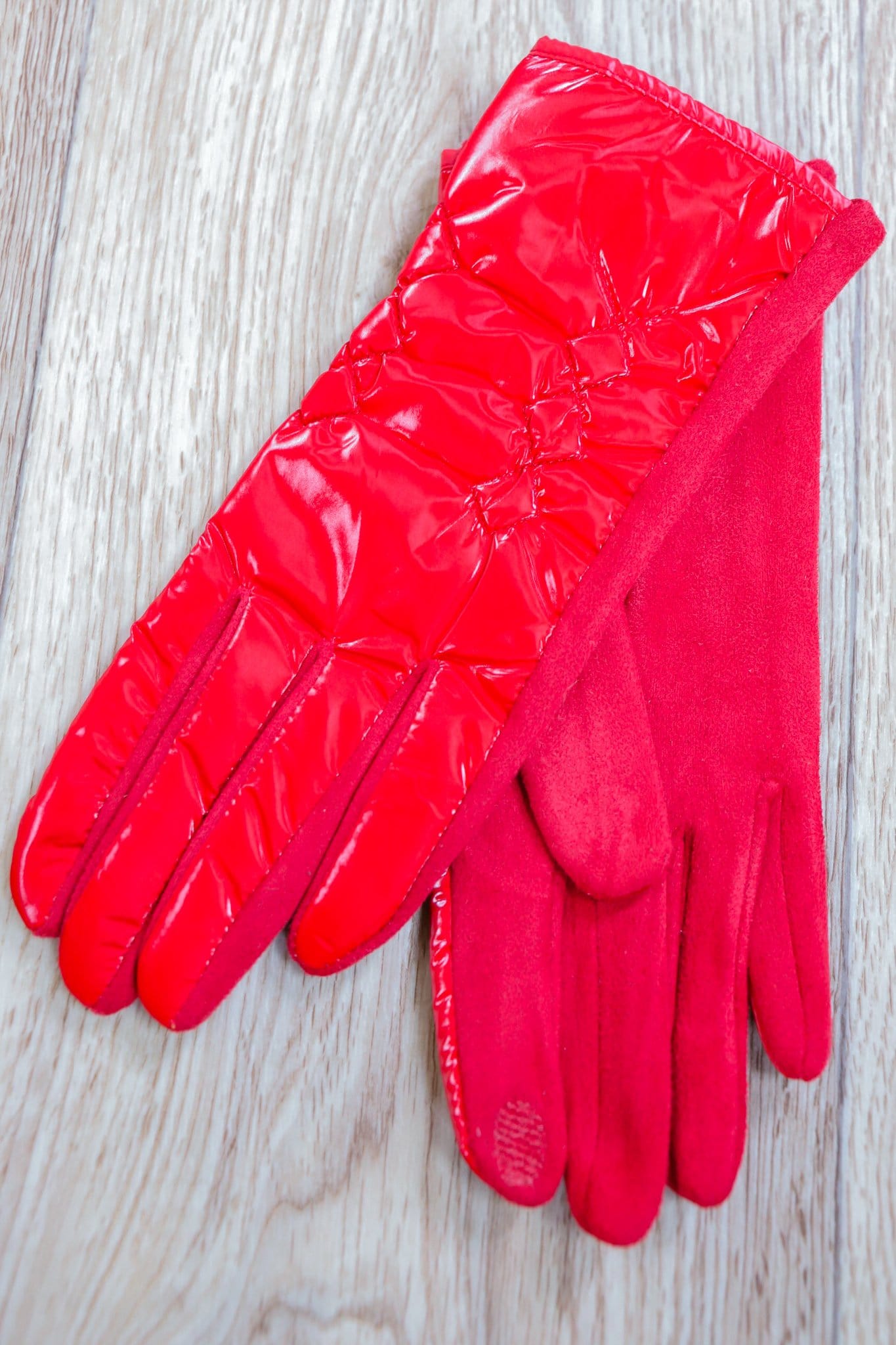 red shiny puffed gloves