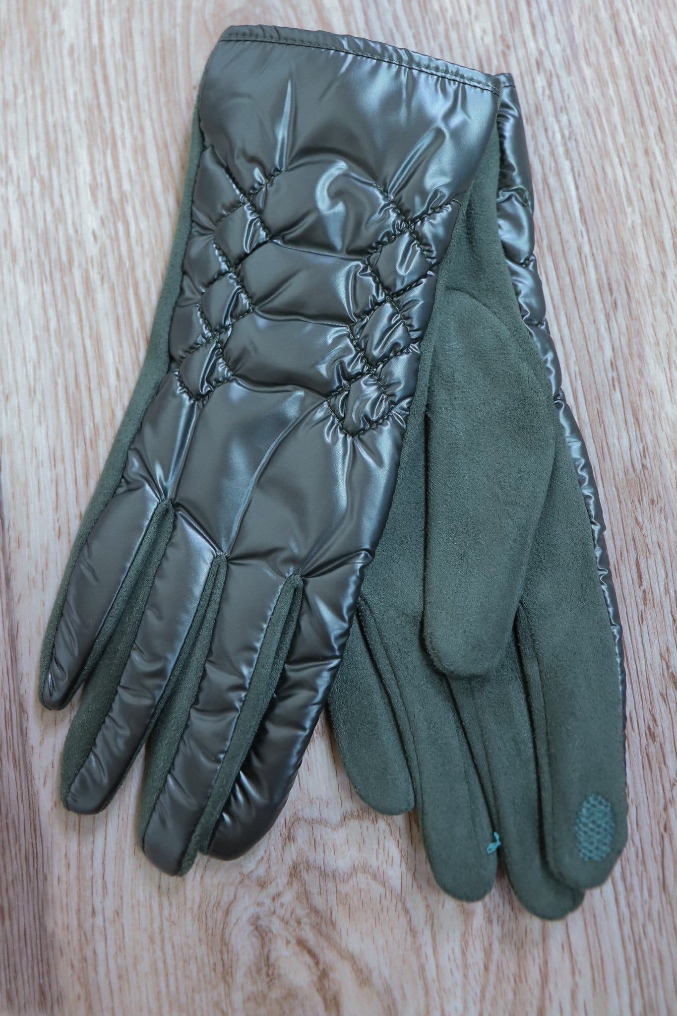 Olive puffed bogo warm gloves