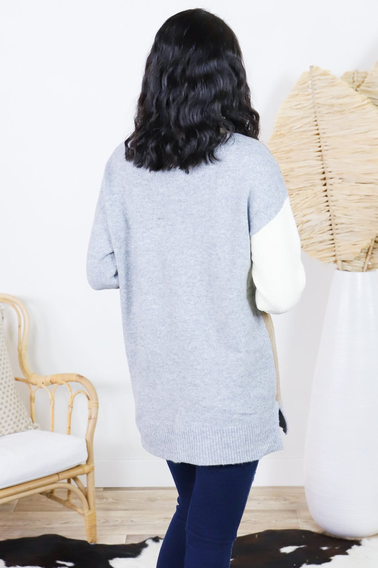Star Accented Colorblock Pullover Sweater