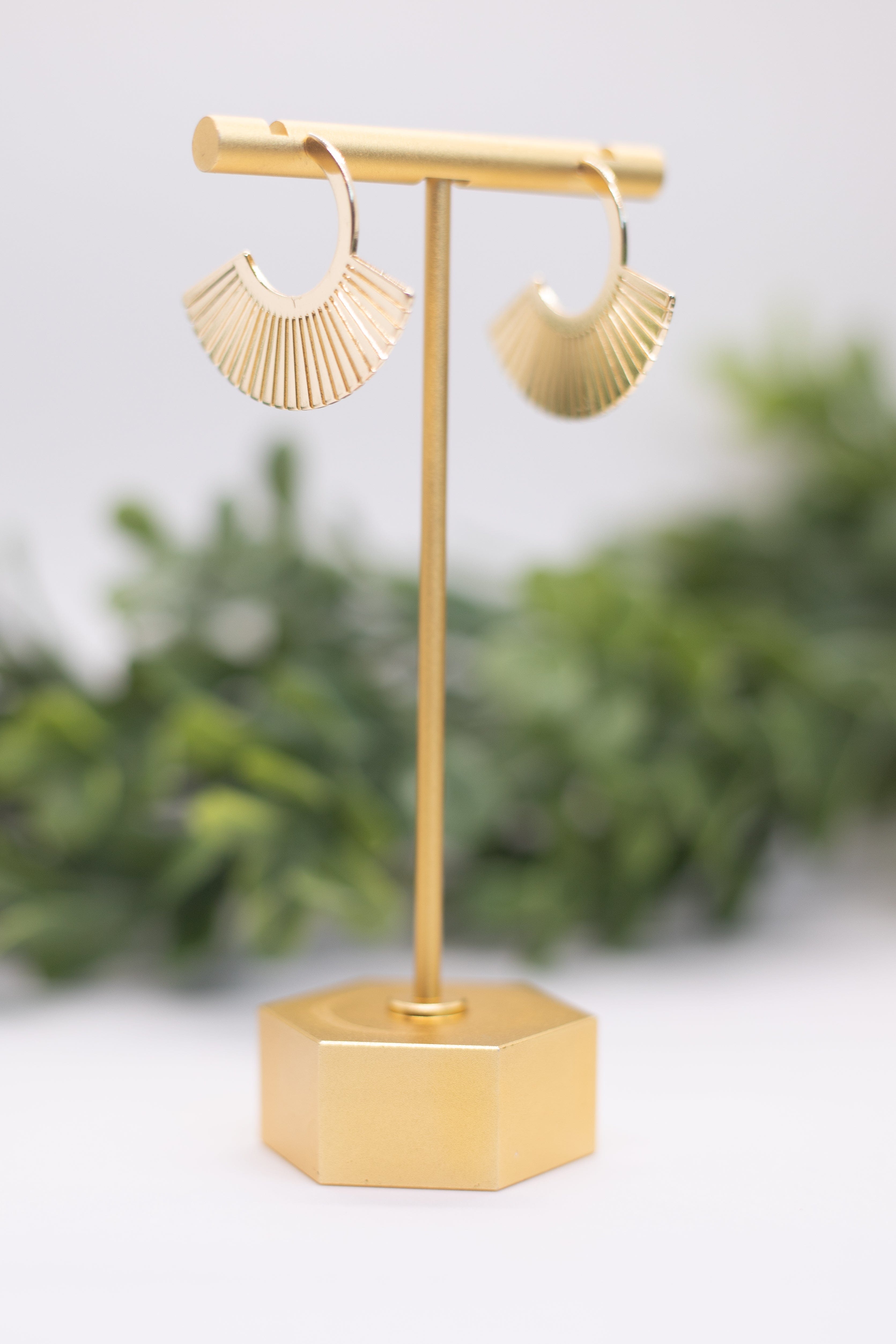 Gold Modern Rays