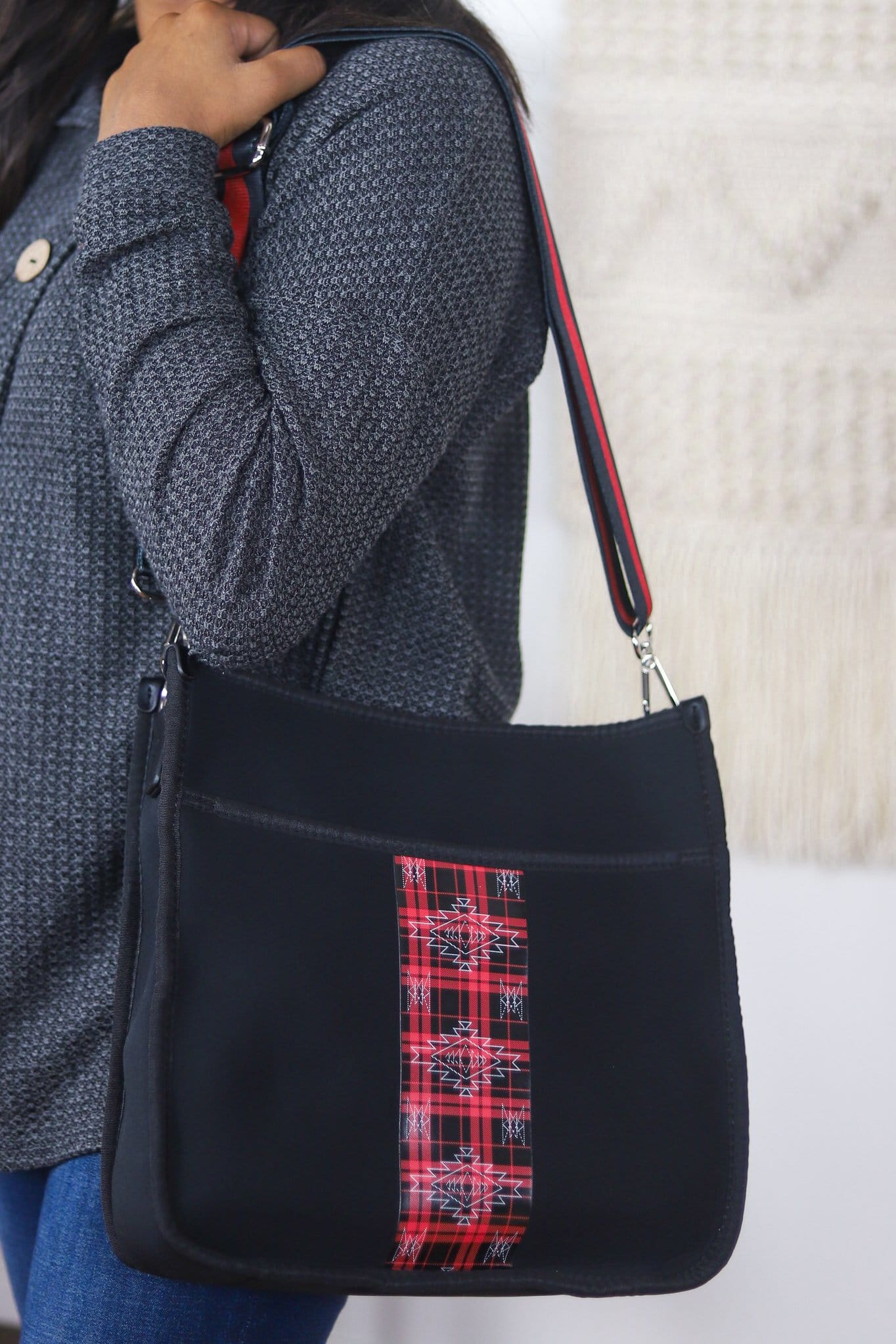 Jolee Printed Neoprene Crossbody w/Guitar Strap