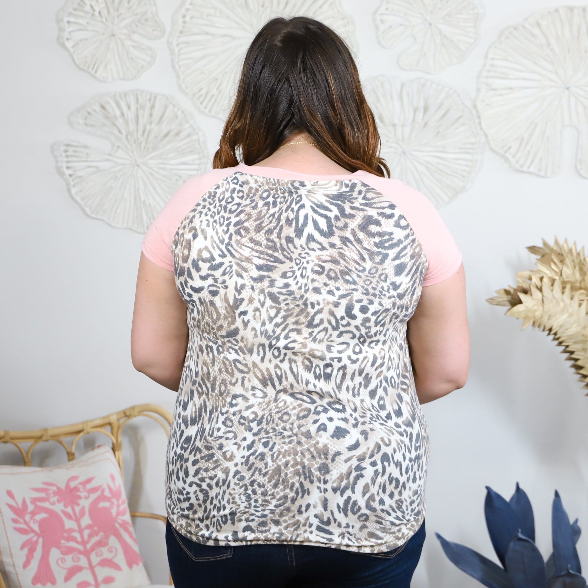 Dusty Pink Cheetah Pocket Tee