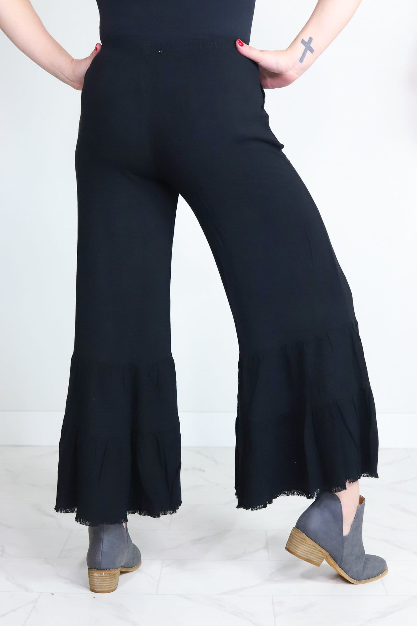 Linen Blend Wide Ruffle Frayed Hem