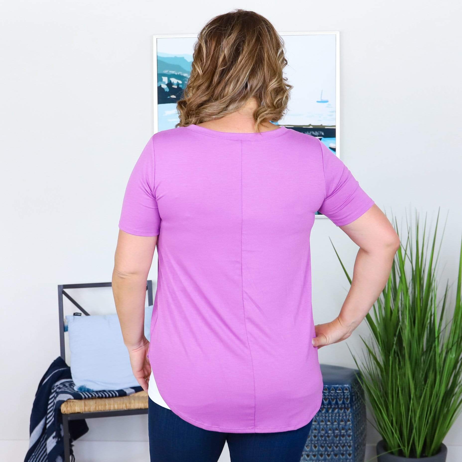 Basic Vneck Round Hem Short Sleeve Top