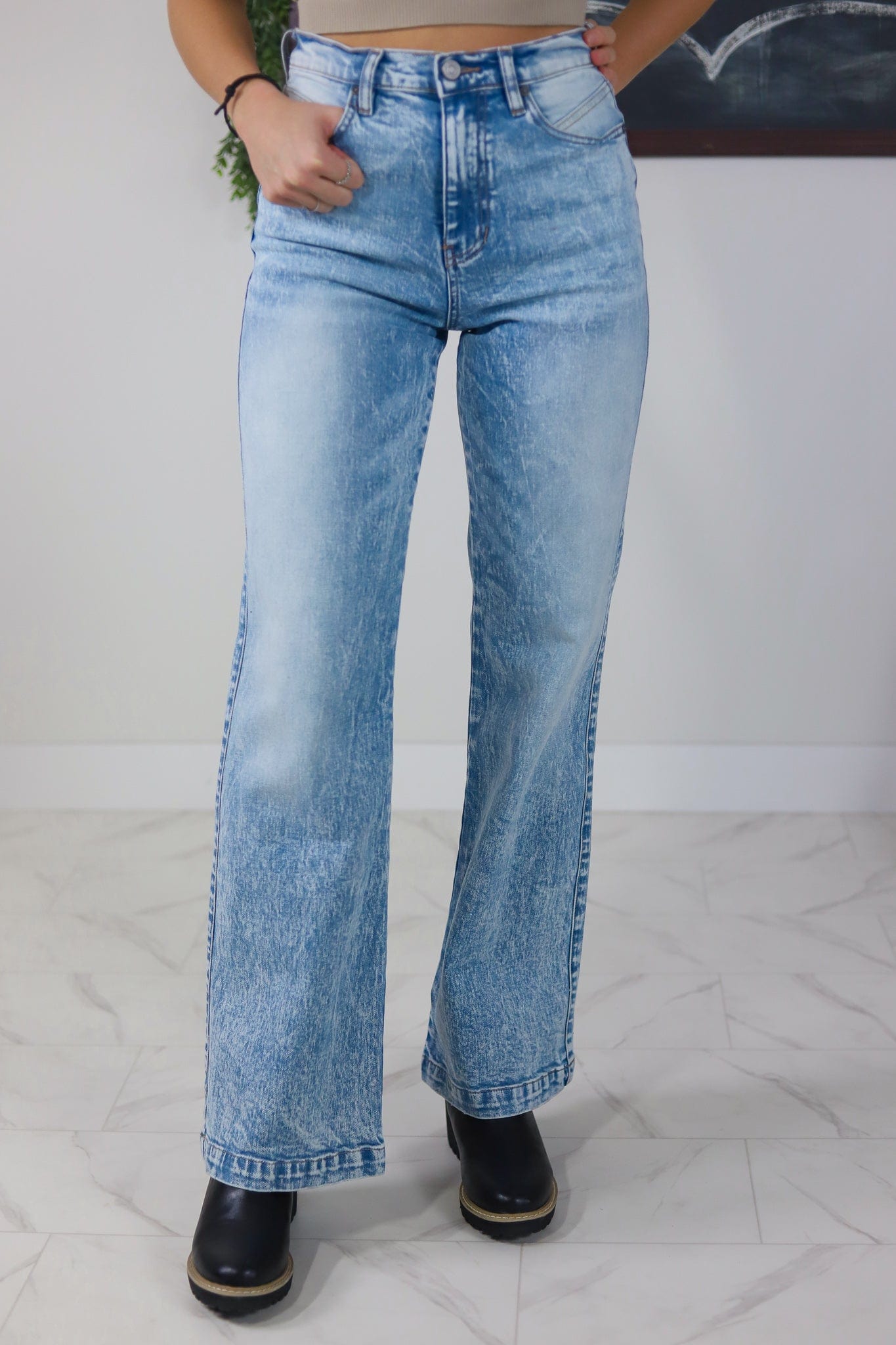 High Rise 90's Flare Denim
