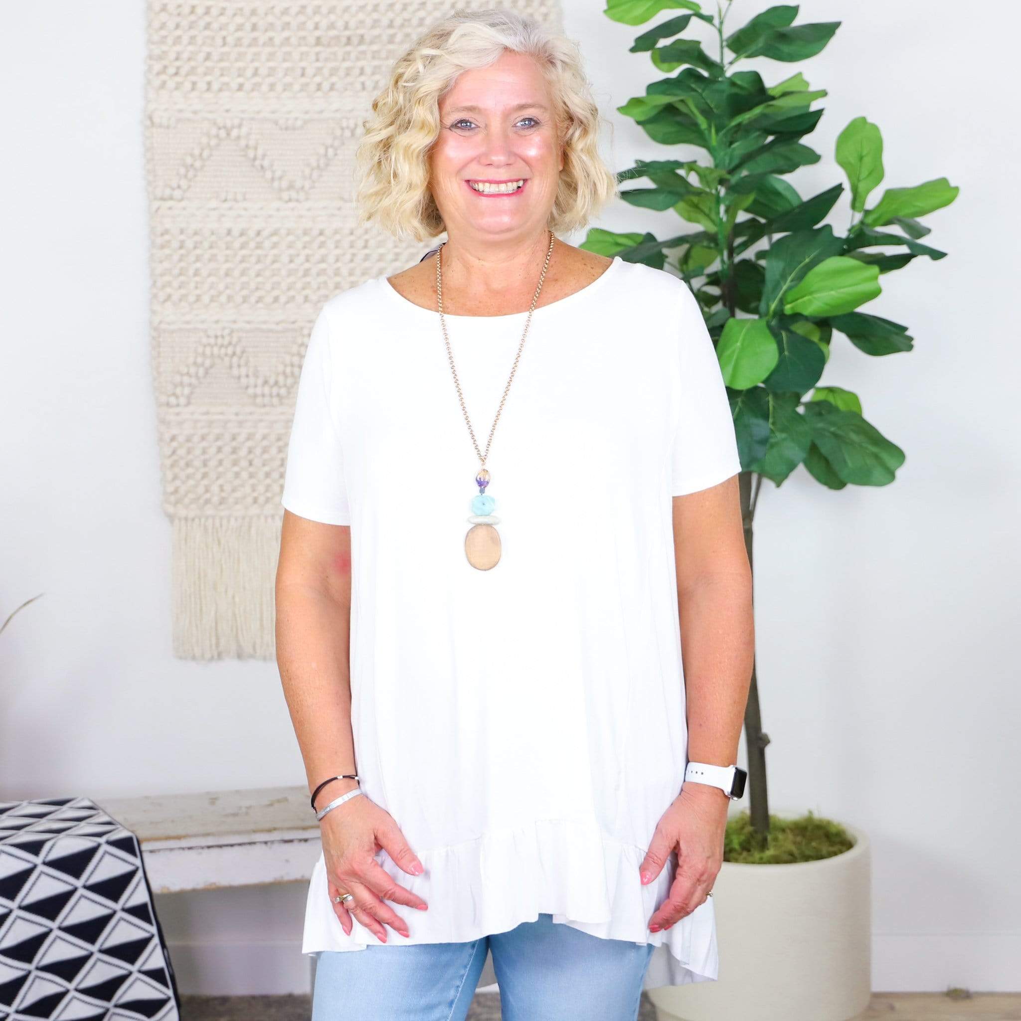 Solid Ruffle HI-Low Hem Top