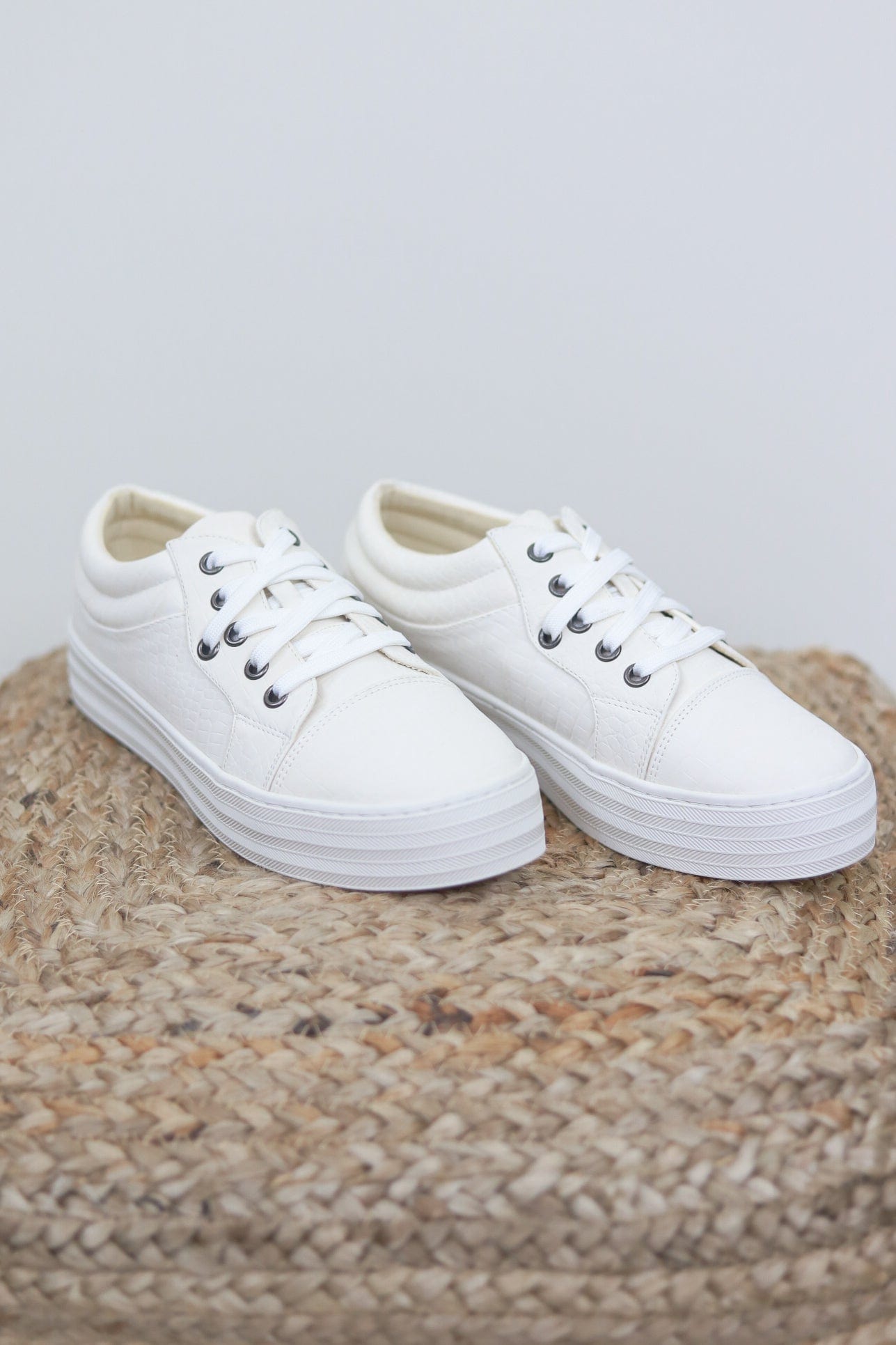 Pina Colada Cream Sneaker
